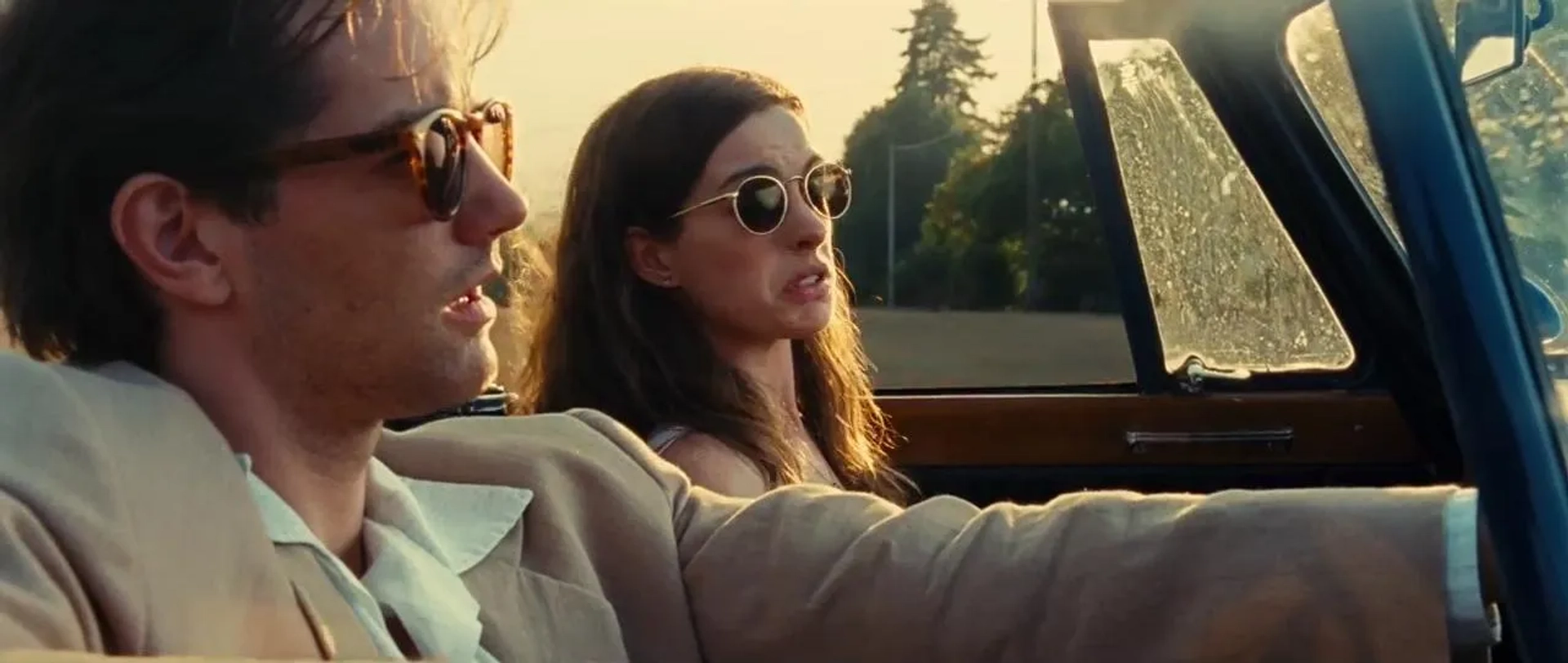 Anne Hathaway and Jim Sturgess in One Day (2011)