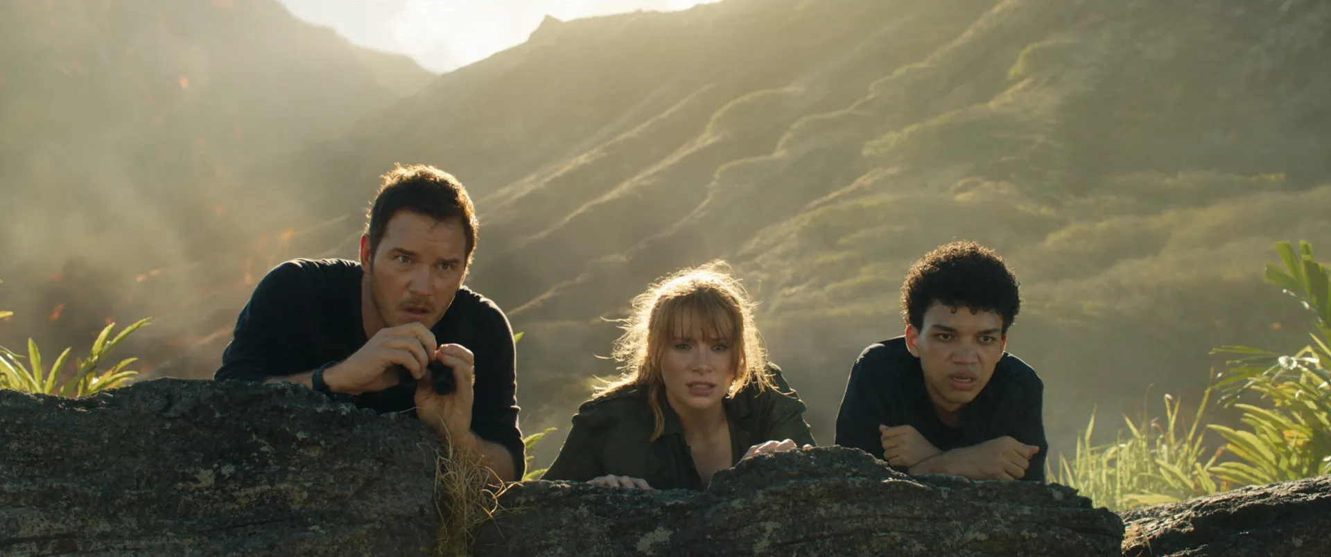 Bryce Dallas Howard, Chris Pratt, and Justice Smith in Jurassic World: Fallen Kingdom (2018)