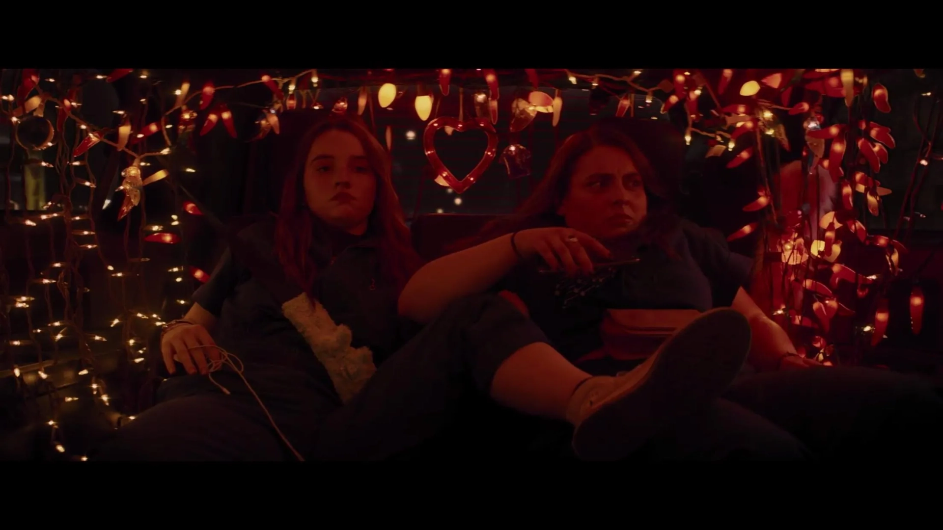 Beanie Feldstein and Kaitlyn Dever in Booksmart (2019)