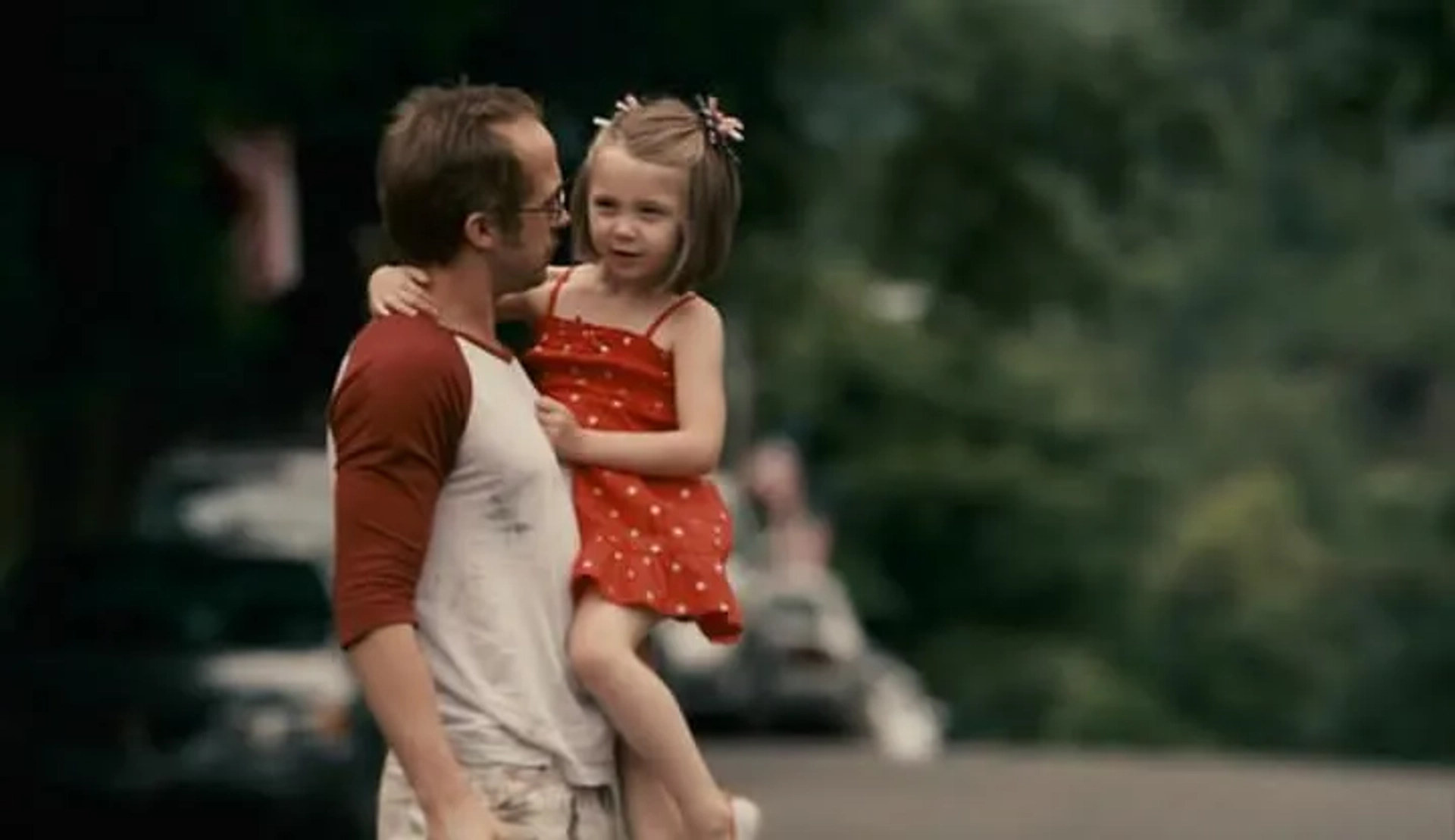 Ryan Gosling and Faith Wladyka in Blue Valentine (2010)