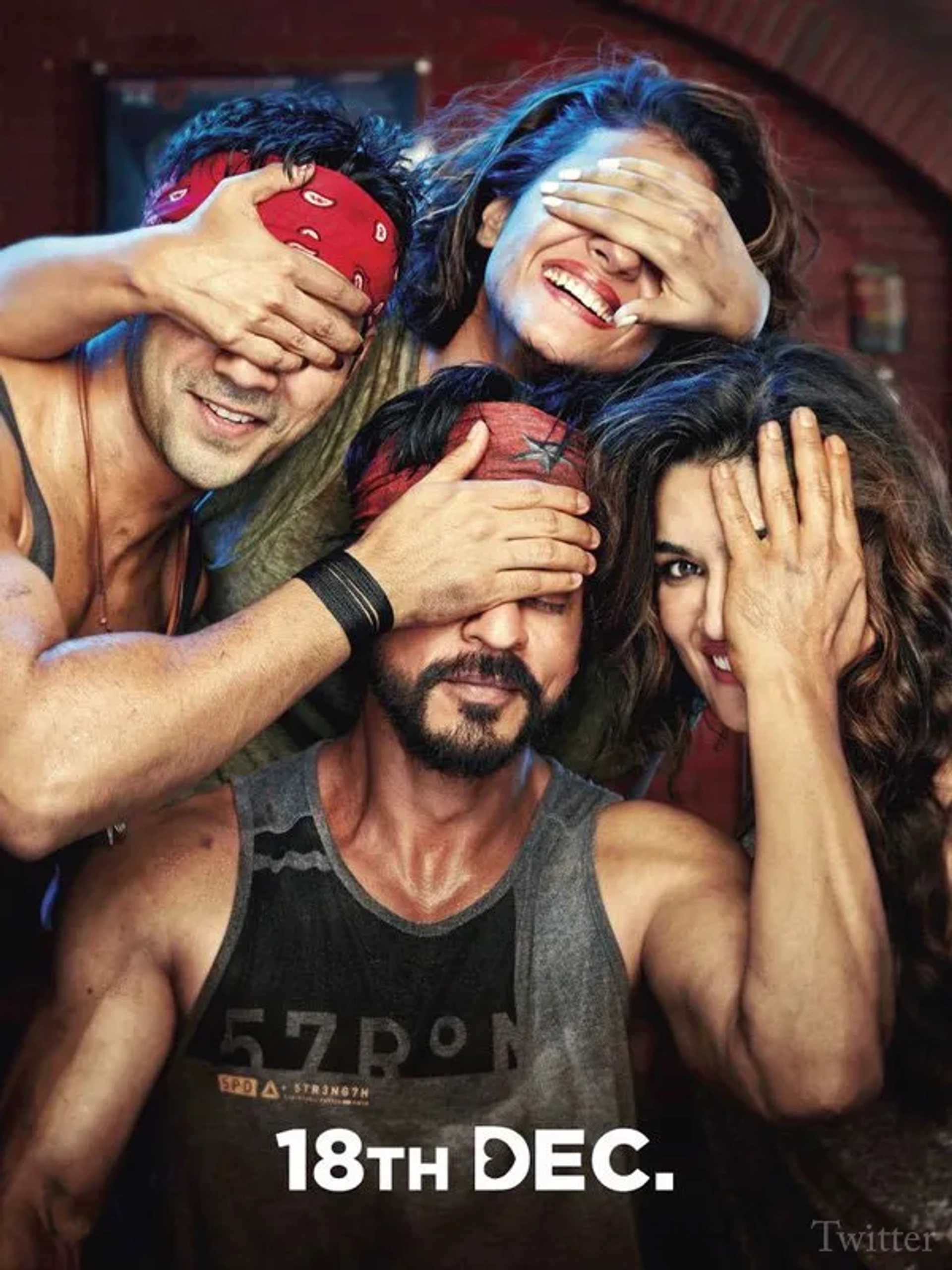 Kajol, Shah Rukh Khan, Varun Dhawan, and Kriti Sanon in Dilwale (2015)