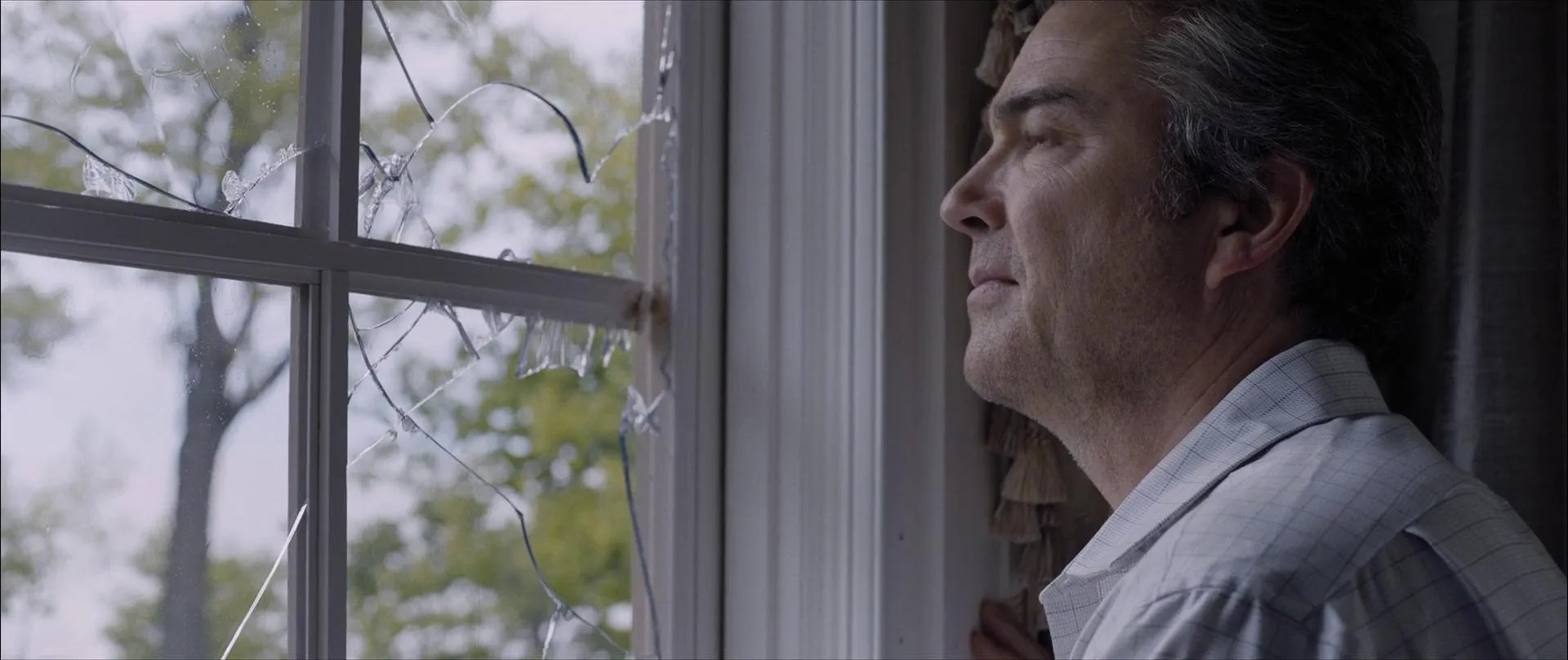 Jon Tenney in I See You (2019)