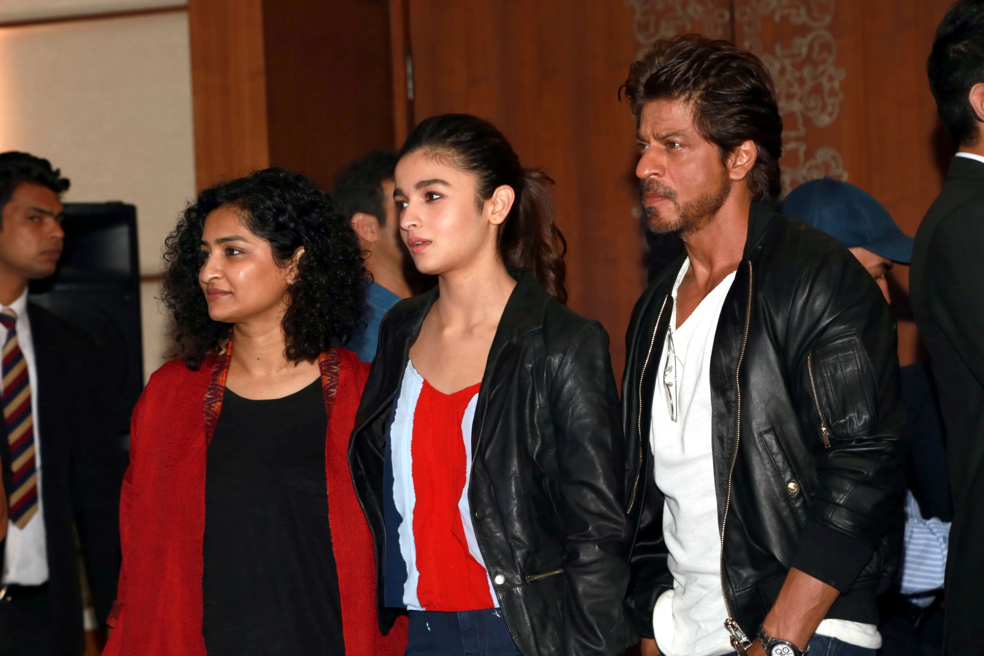 Shah Rukh Khan, Alia Bhatt, and Gauri Shinde at an event for Dear Zindagi (2016)