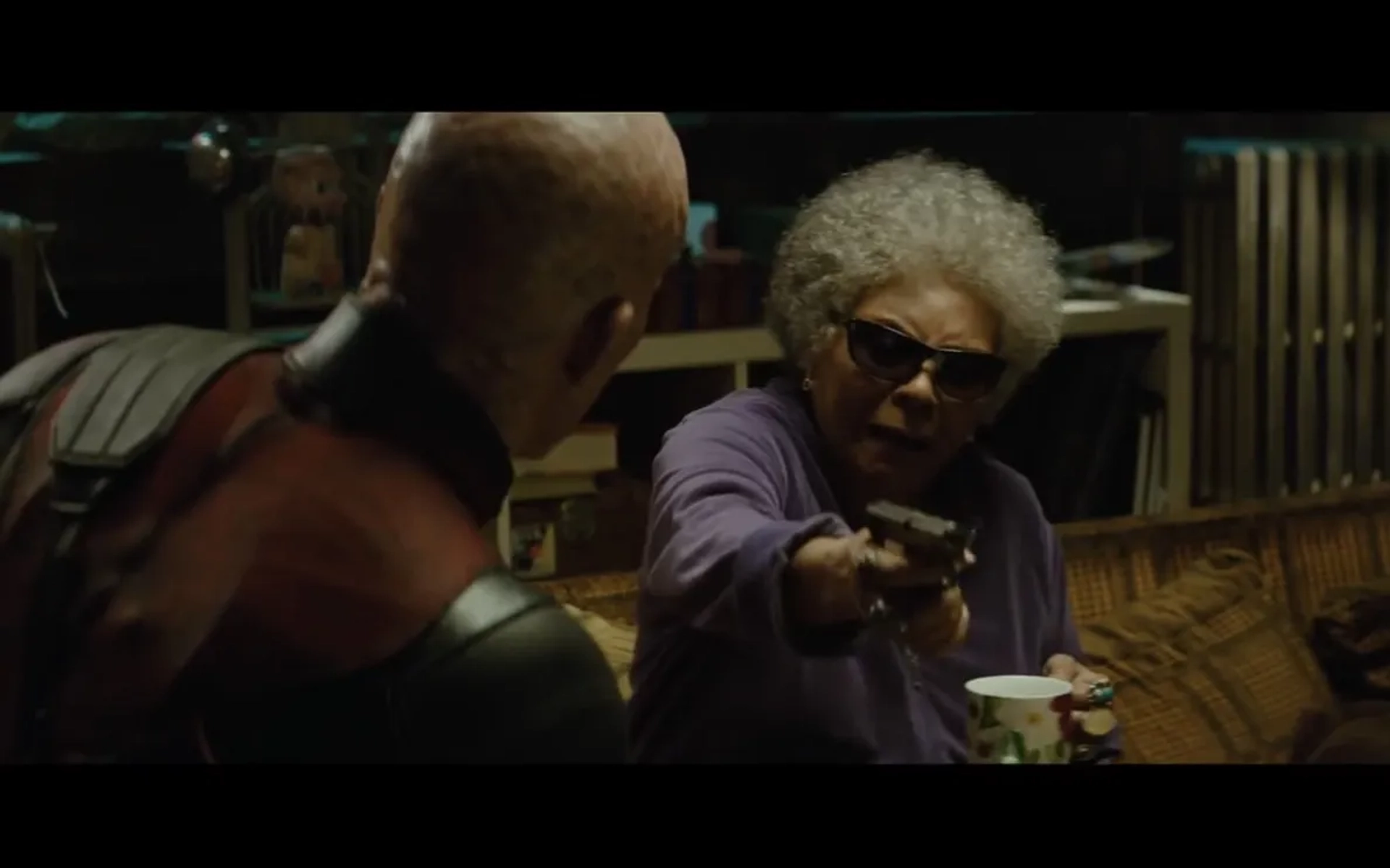 Ryan Reynolds and Leslie Uggams in Deadpool 2 (2018)