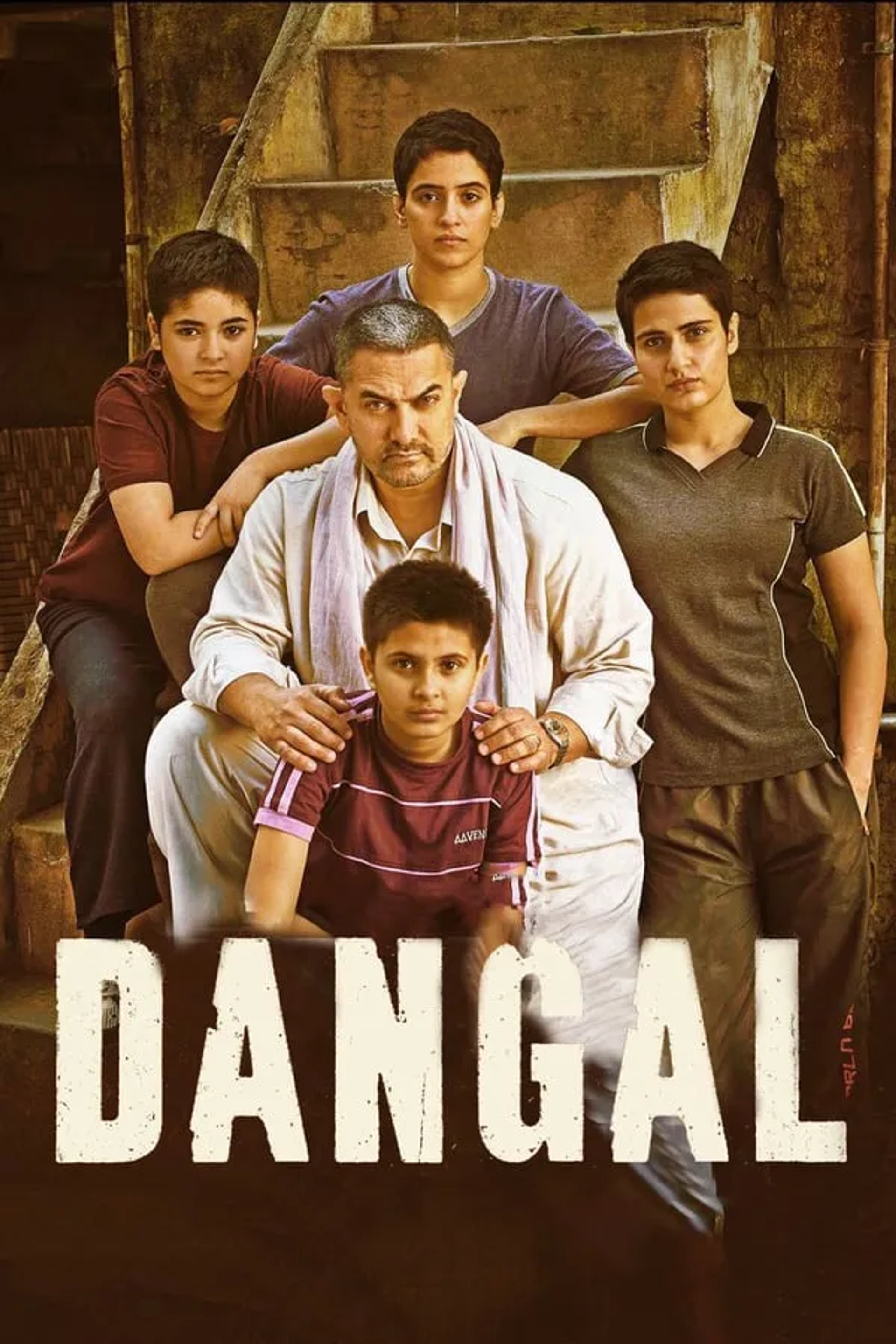 Aamir Khan, Fatima Sana Shaikh, Sanya Malhotra, Zaira Wasim, and Suhani Bhatnagar in Dangal (2016)