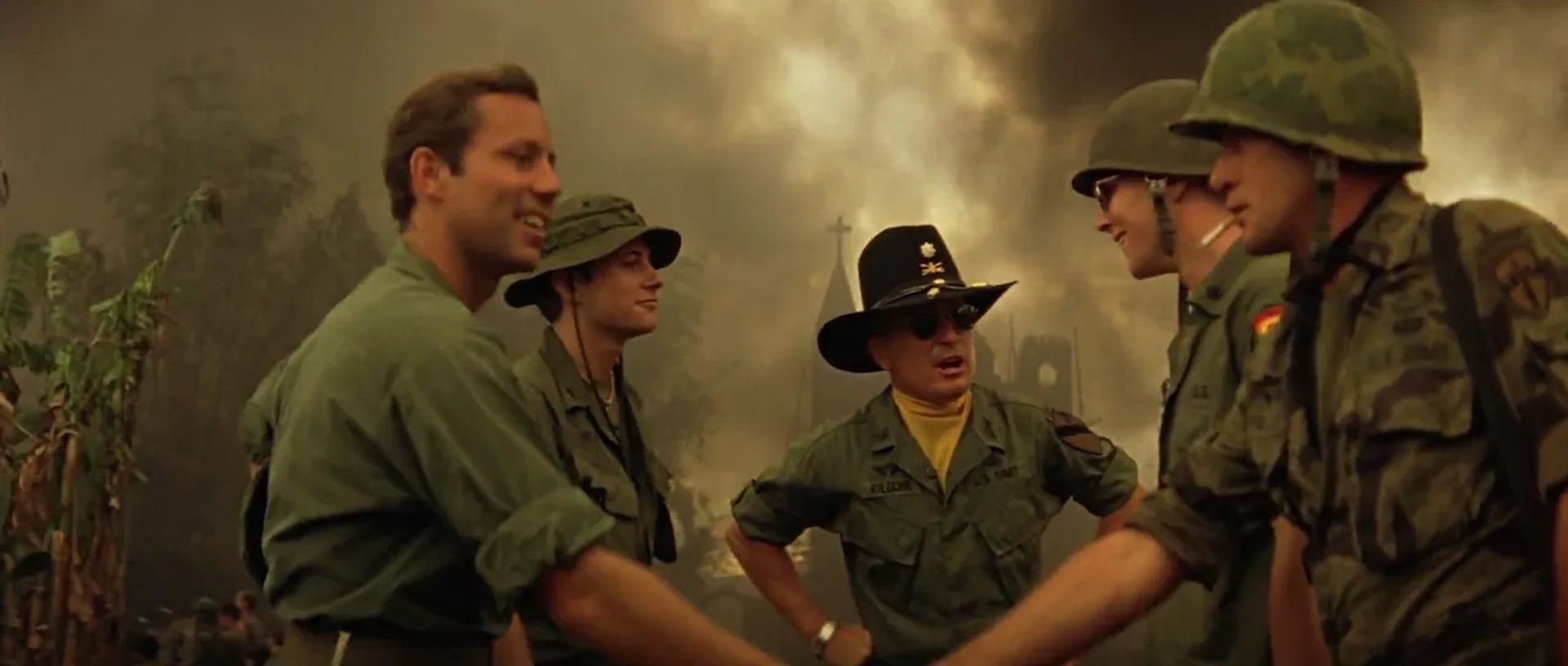 Robert Duvall, Martin Sheen, Sam Bottoms, Jerry Ross, and Kerry Rossall in Apocalypse Now (1979)