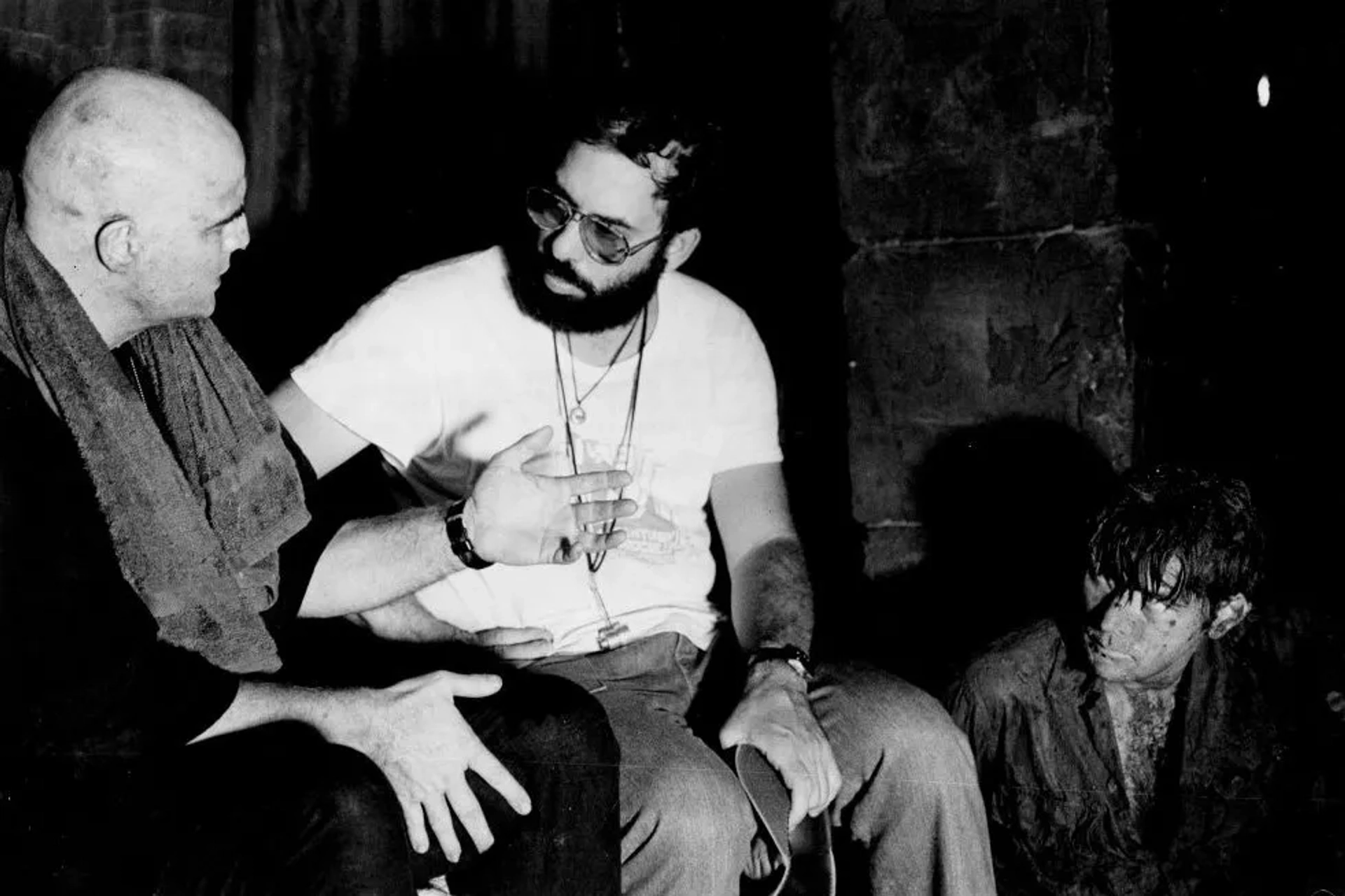 Marlon Brando, Francis Ford Coppola, and Martin Sheen in Apocalypse Now (1979)