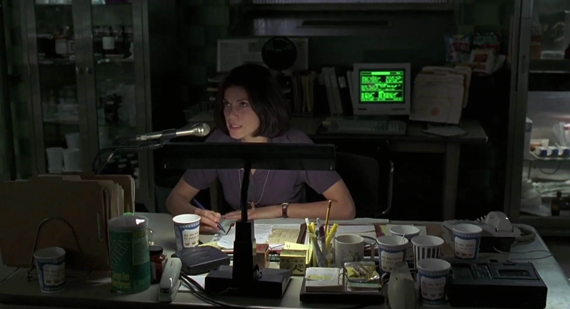 Linda Fiorentino in Men in Black (1997)