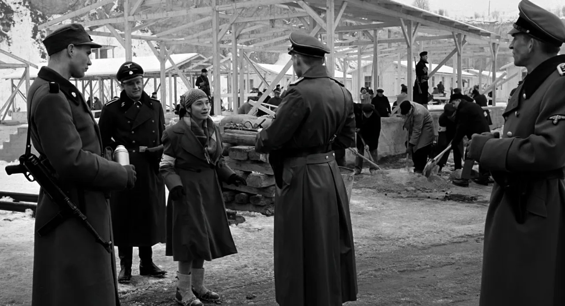 Ralph Fiennes, Jochen Nickel, Elina Löwensohn, and Norbert Weisser in Schindler's List (1993)