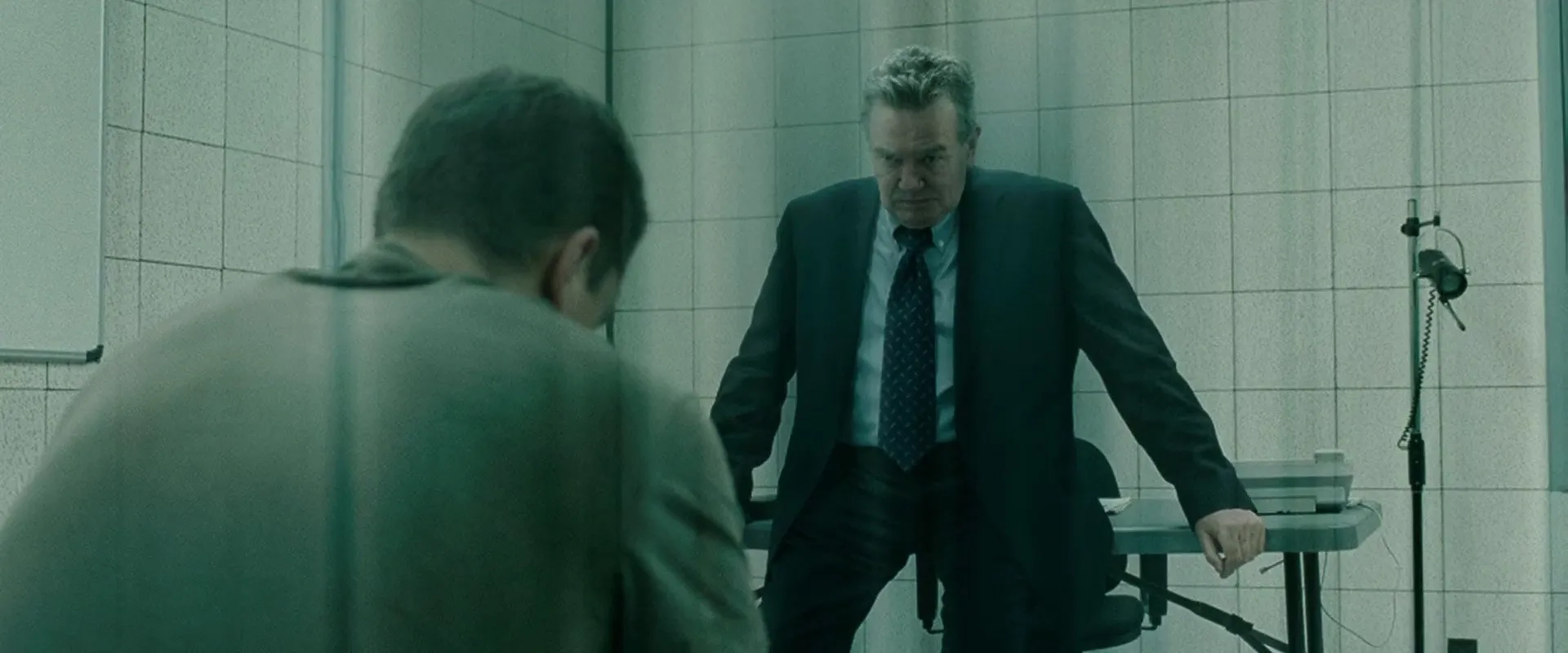 Matt Damon and Albert Finney in The Bourne Ultimatum (2007)