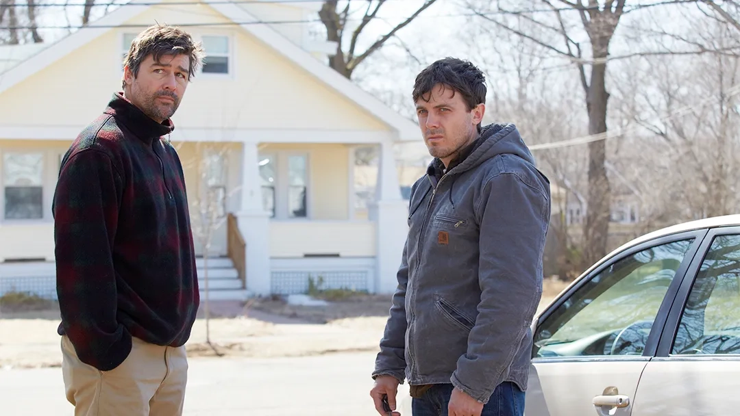 Casey Affleck and Kyle Chandler in Manchester by the Sea (2016)