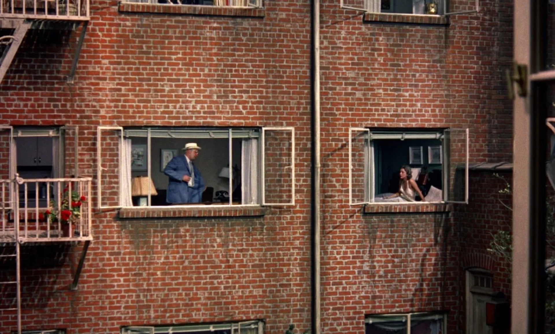 Raymond Burr and Irene Winston in Rear Window (1954)