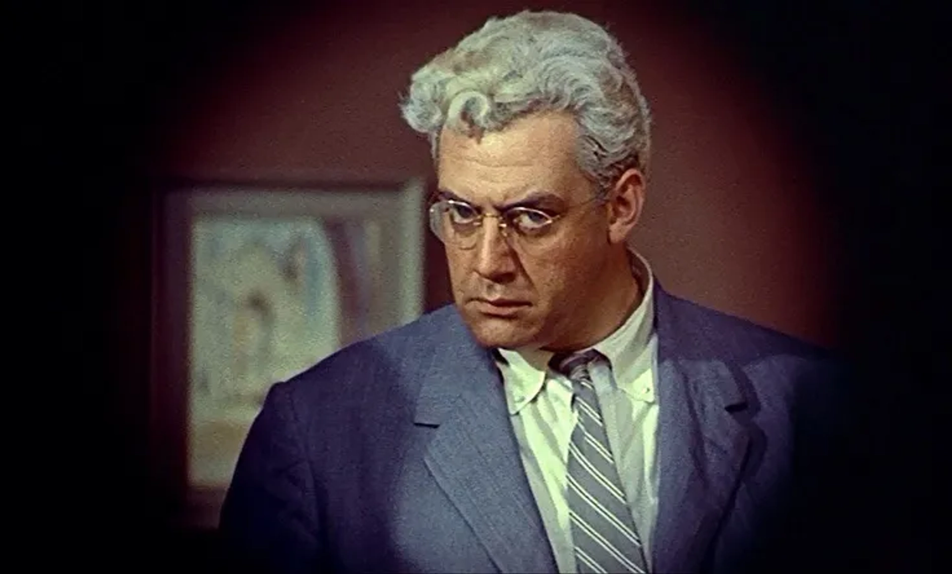 Raymond Burr in Rear Window (1954)