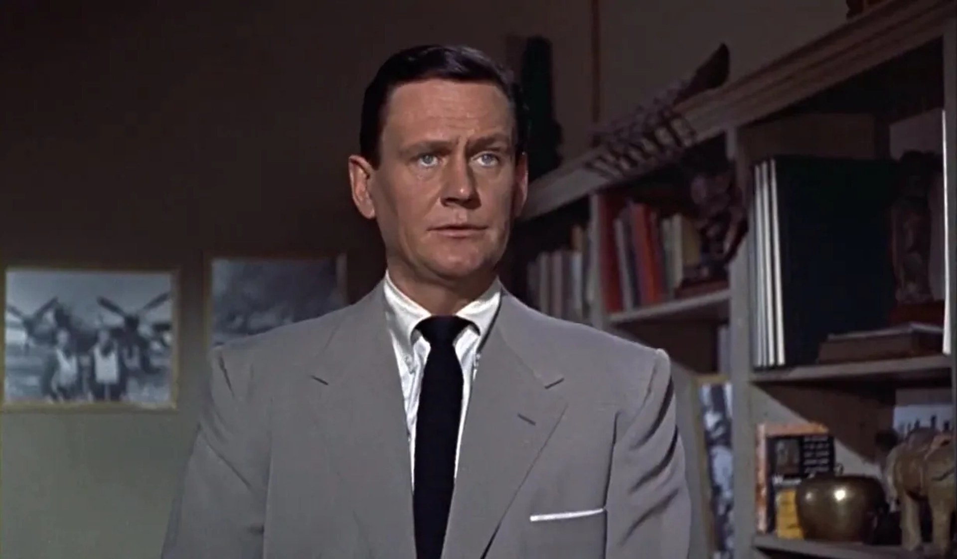 Wendell Corey in Rear Window (1954)