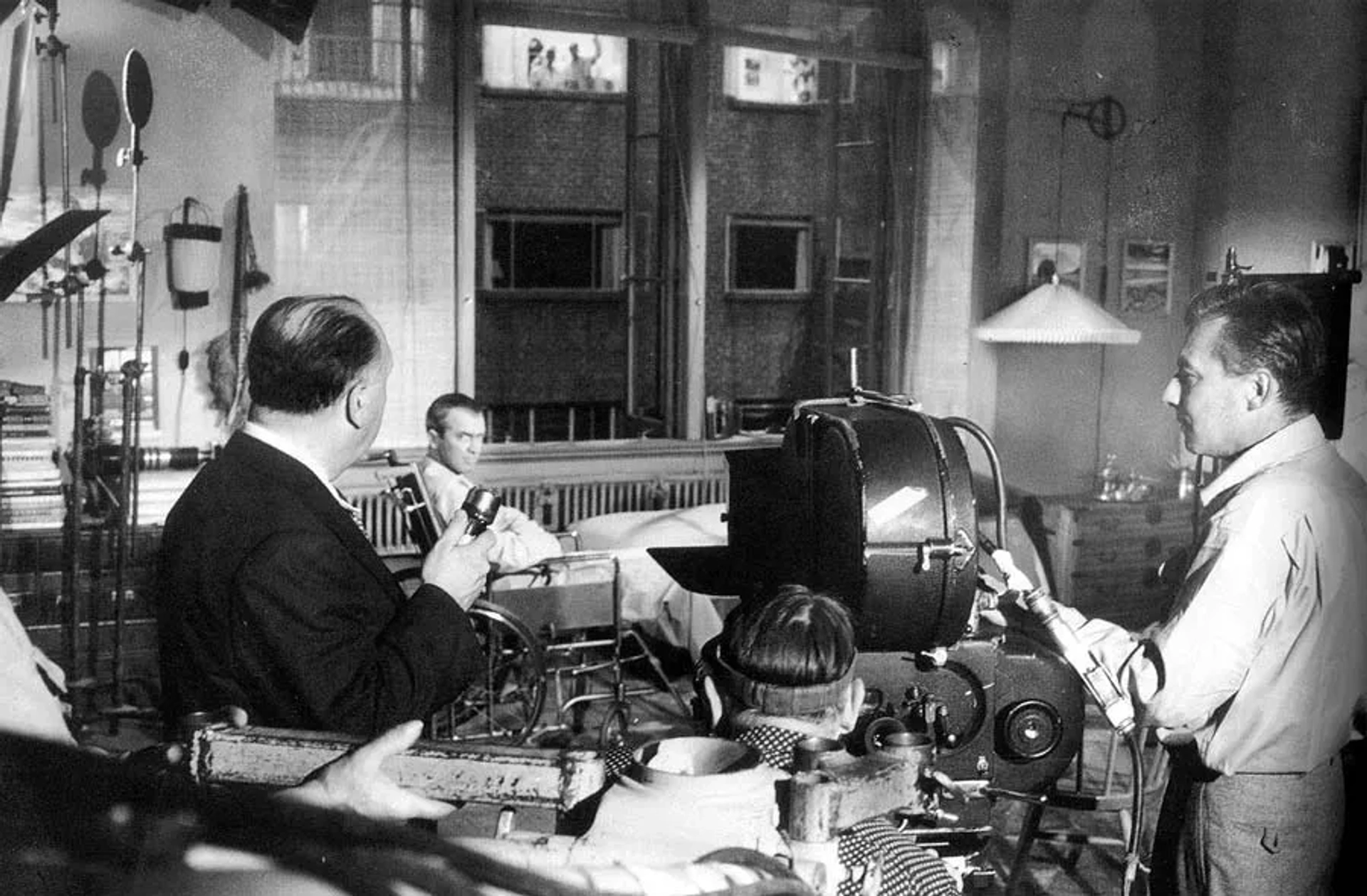 Alfred Hitchcock, James Stewart, and Robert Burks in Rear Window (1954)