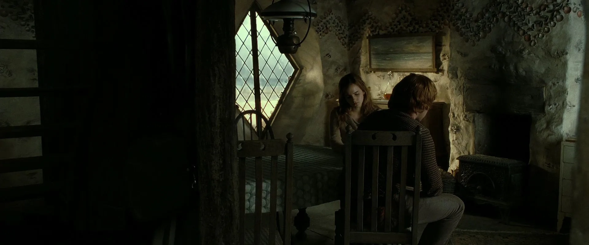 Rupert Grint and Emma Watson in Harry Potter and the Half-Blood Prince (2009)