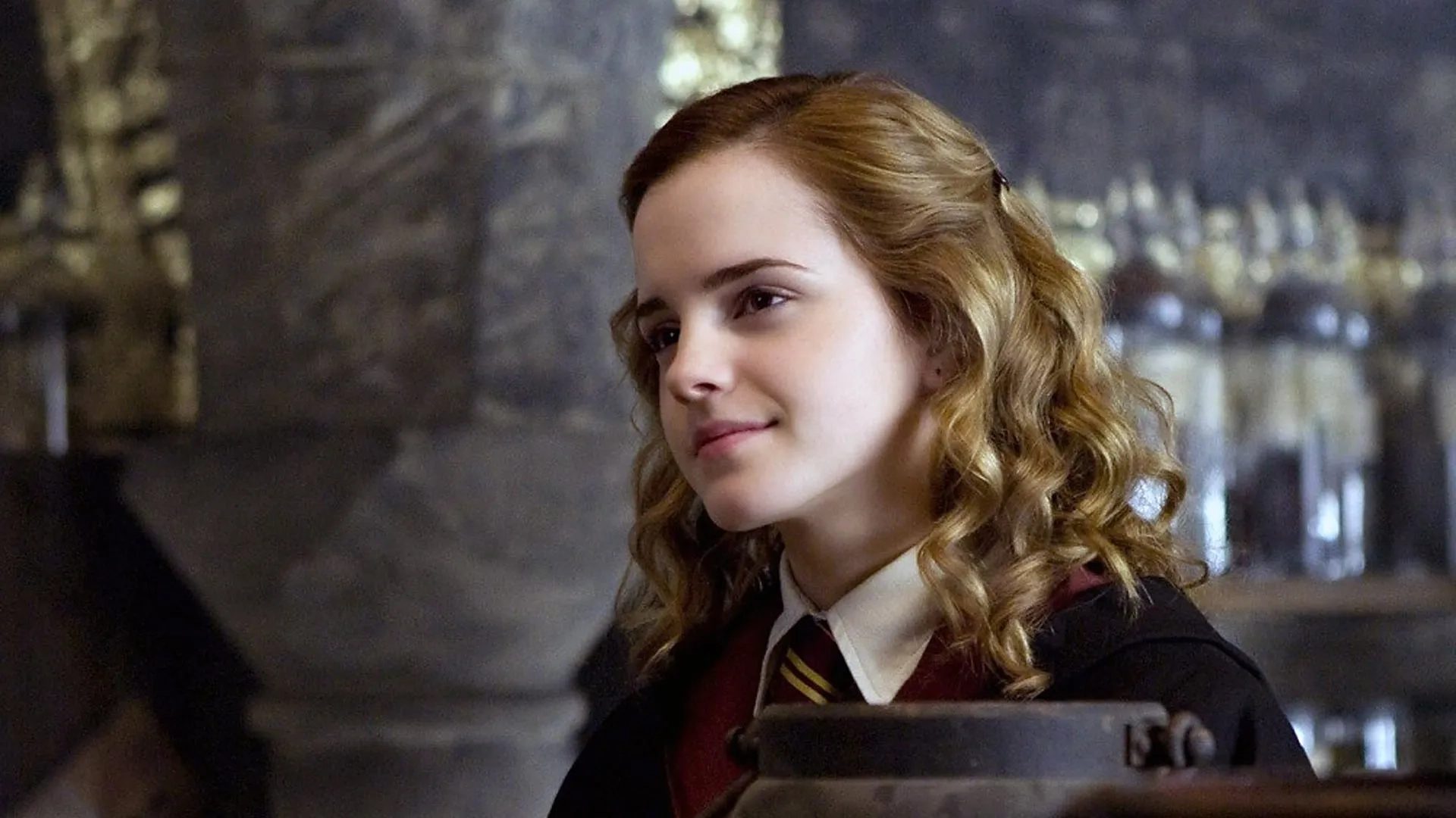 Emma Watson in Harry Potter and the Half-Blood Prince (2009)