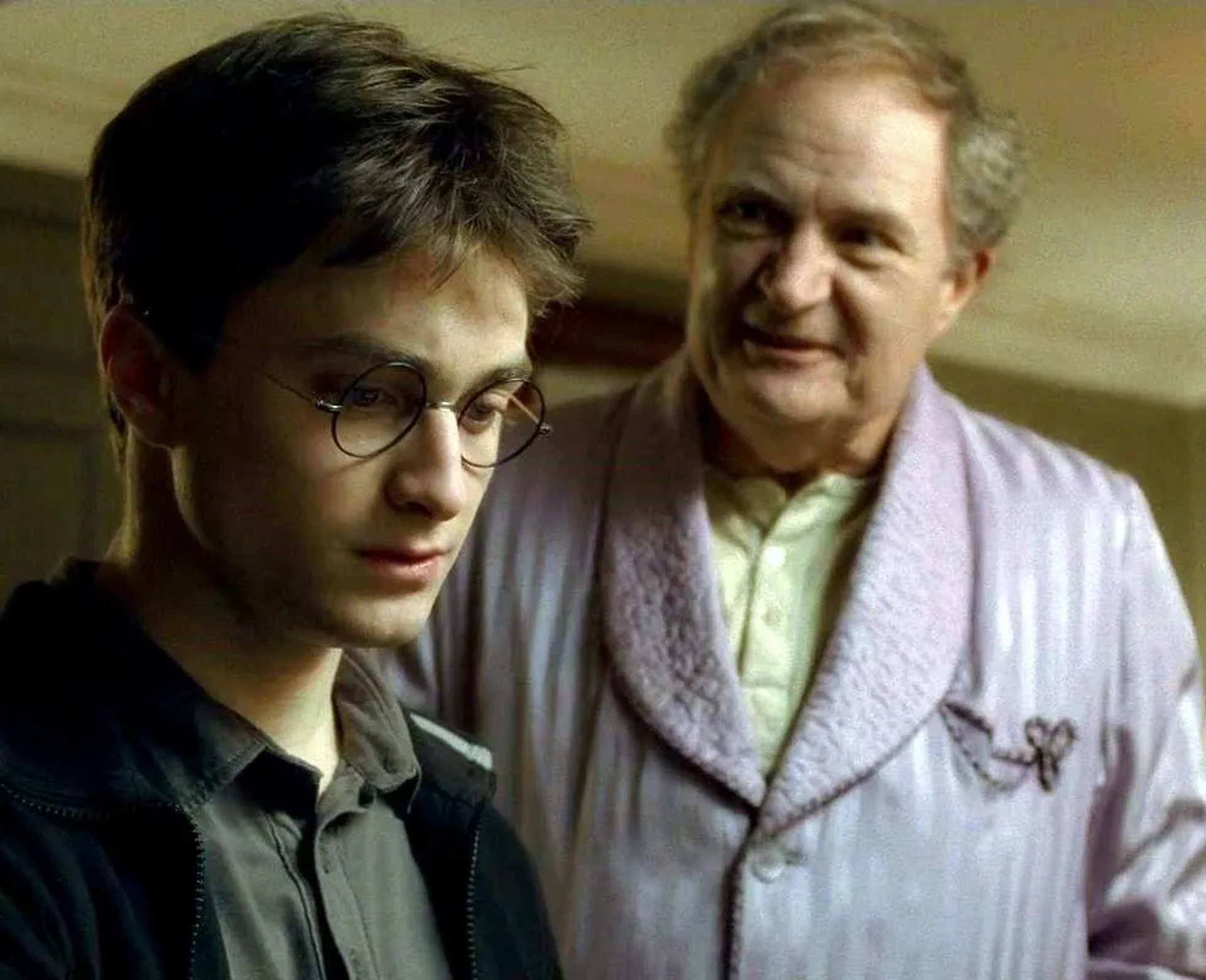 Jim Broadbent and Daniel Radcliffe in Harry Potter and the Half-Blood Prince (2009)