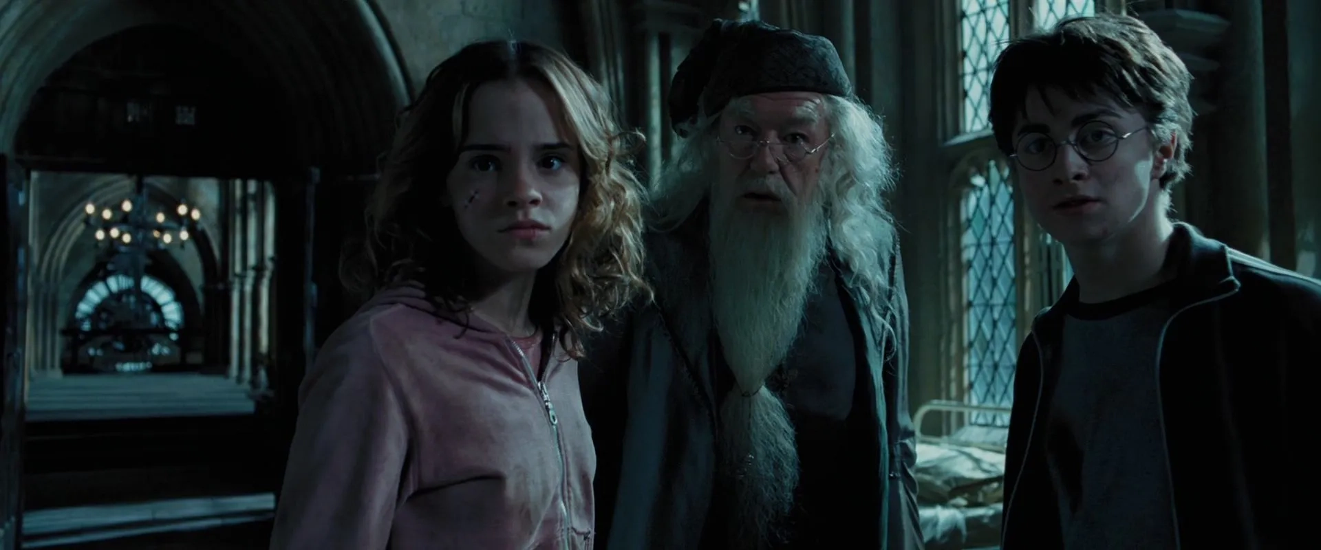 Michael Gambon, Daniel Radcliffe, and Emma Watson in Harry Potter and the Prisoner of Azkaban (2004)