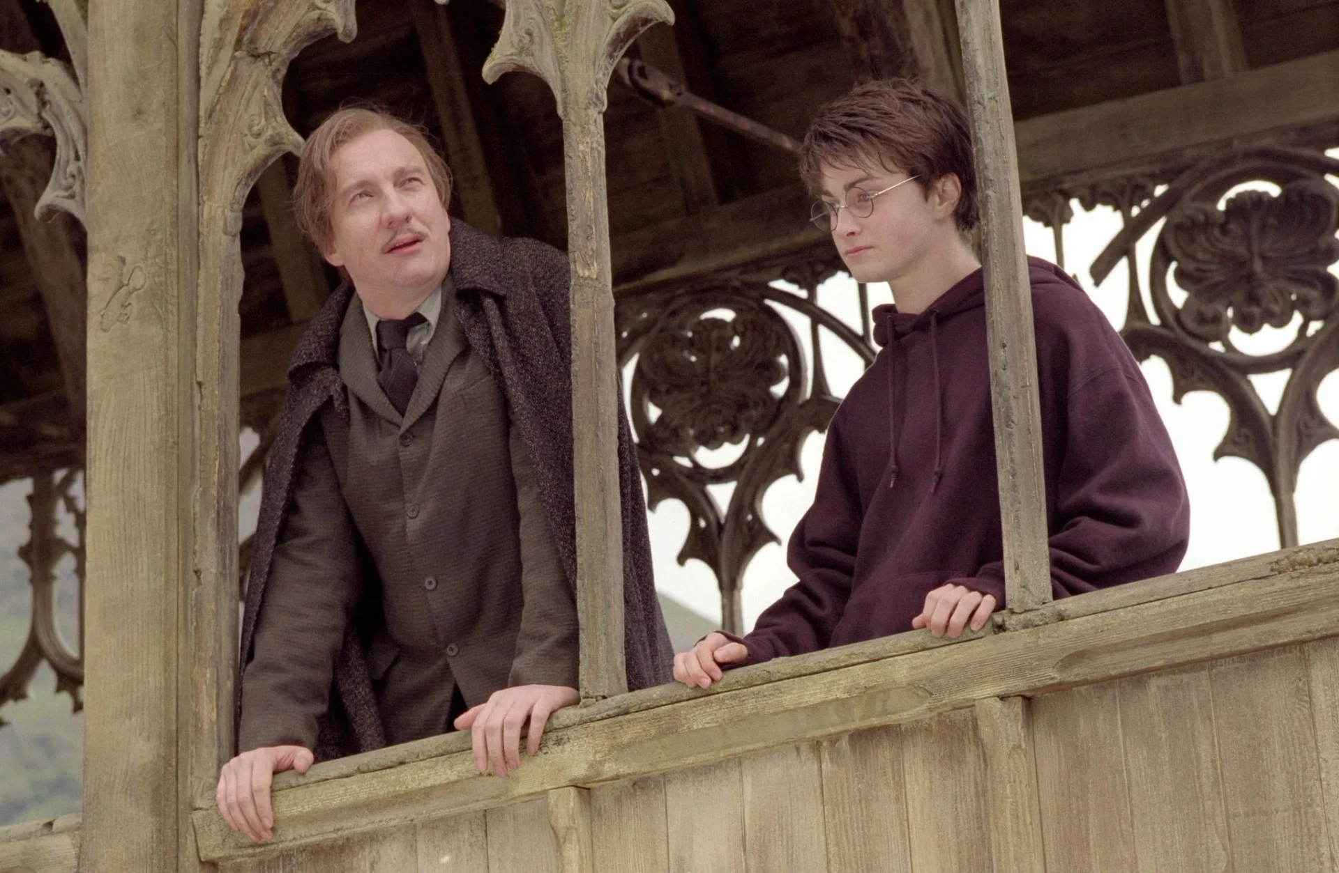 David Thewlis and Daniel Radcliffe in Harry Potter and the Prisoner of Azkaban (2004)