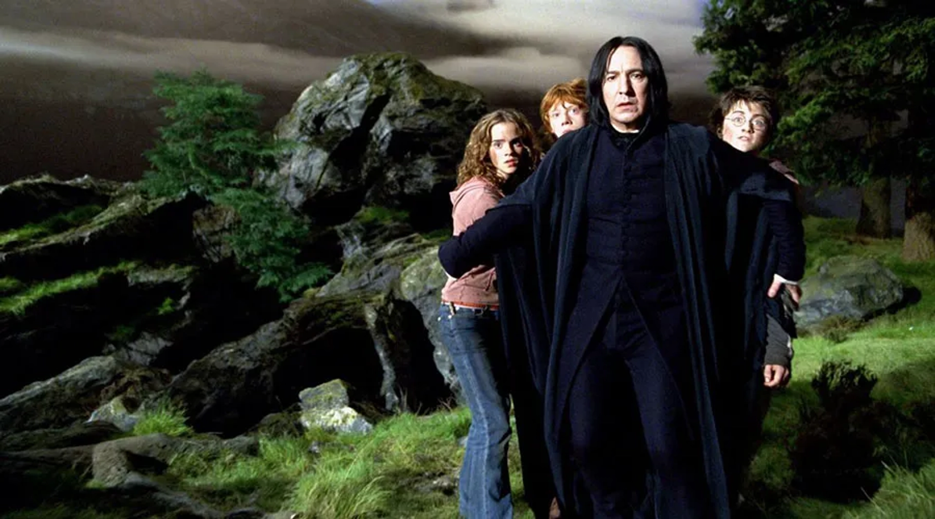 Alan Rickman, Rupert Grint, Daniel Radcliffe, and Emma Watson in Harry Potter and the Prisoner of Azkaban (2004)