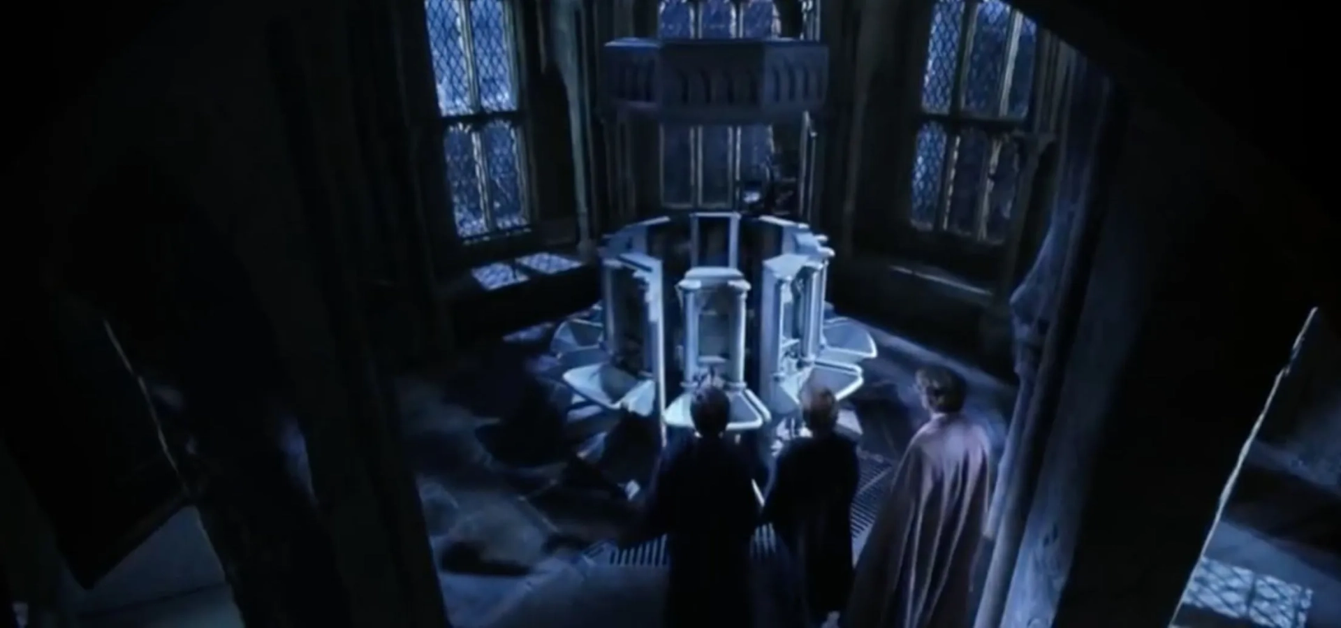 Kenneth Branagh, Rupert Grint, and Daniel Radcliffe in Harry Potter and the Chamber of Secrets (2002)