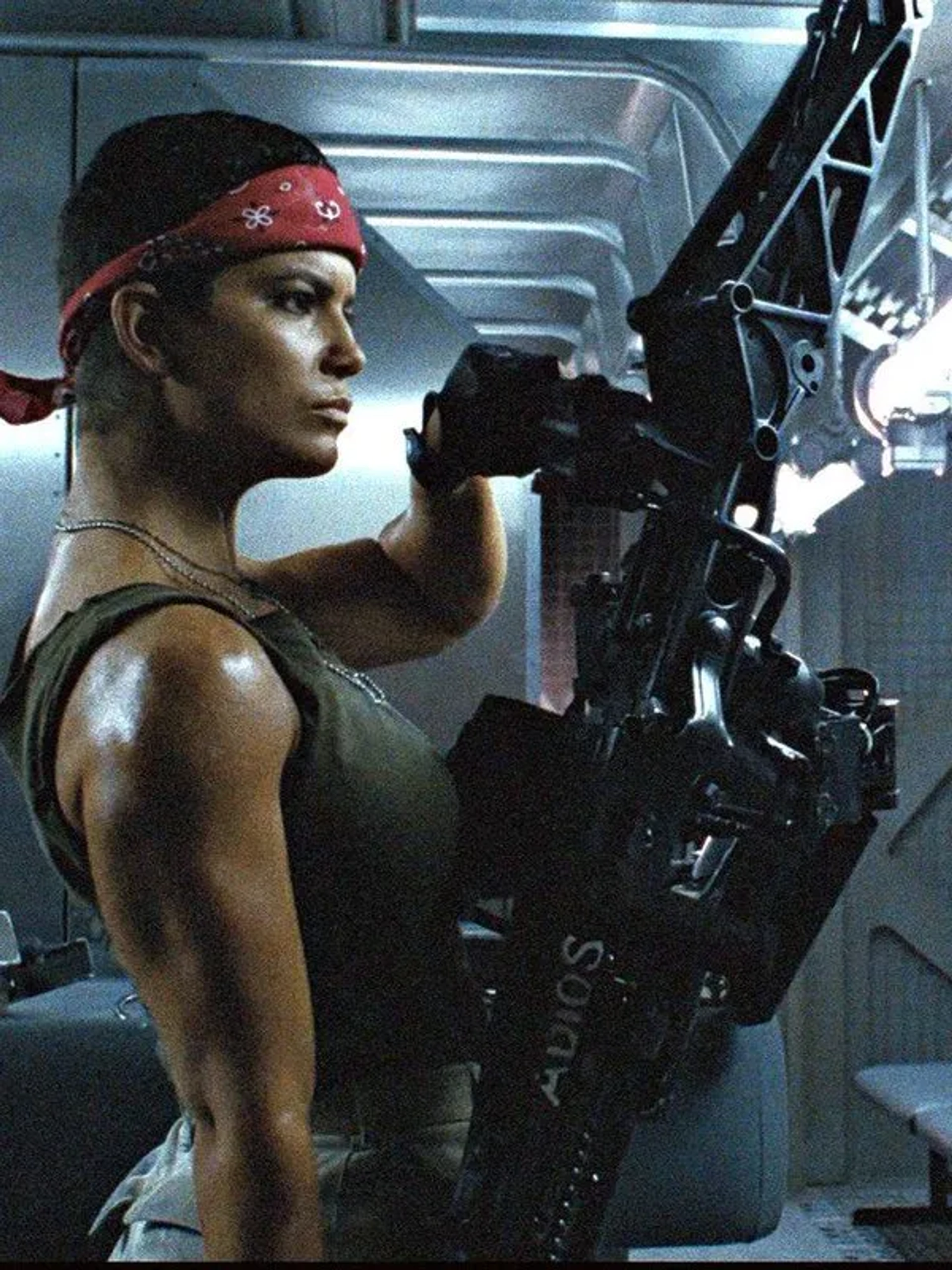 Jenette Goldstein in Aliens (1986)