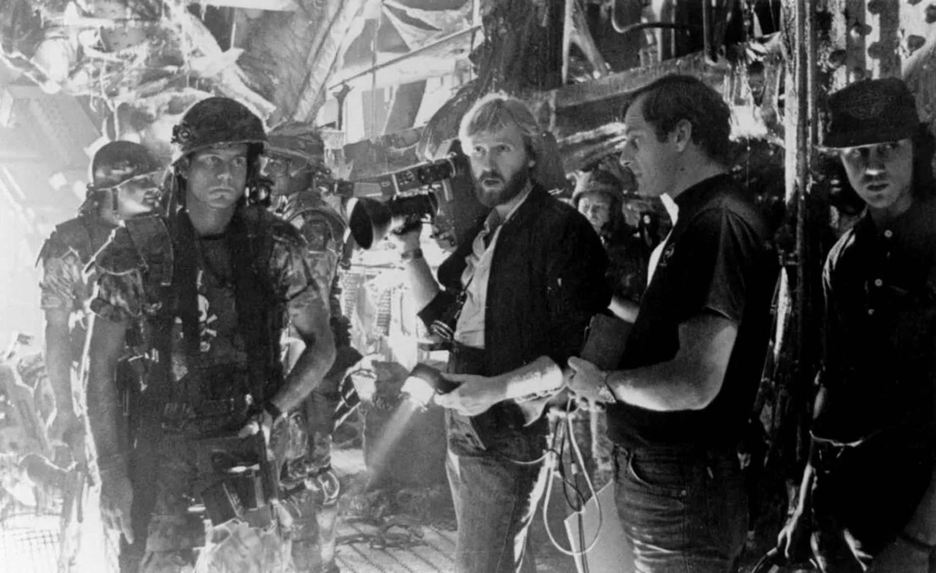 James Cameron and Bill Paxton in Aliens (1986)