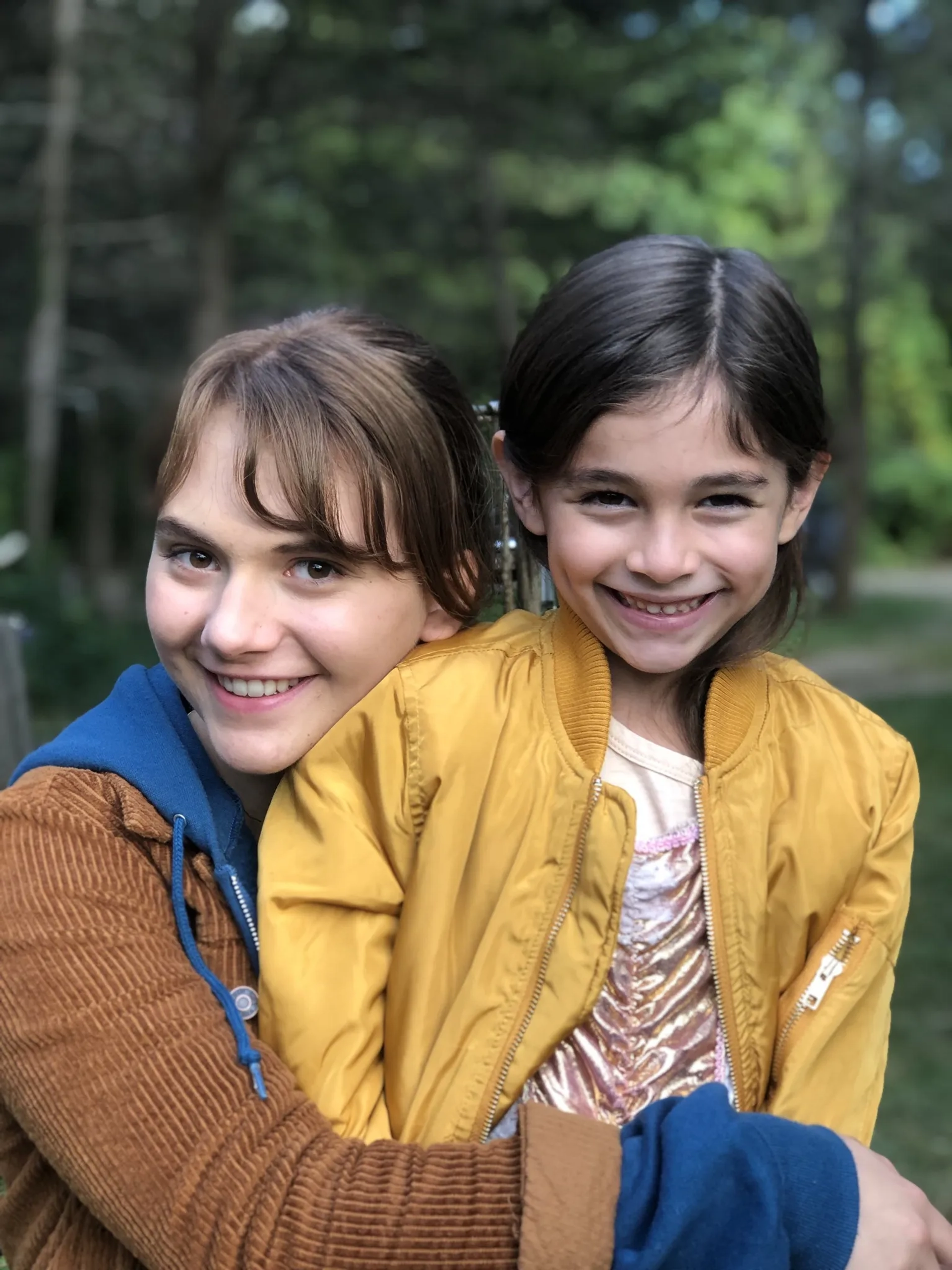 Emilia Faucher and Emilia Jones in CODA (2021)