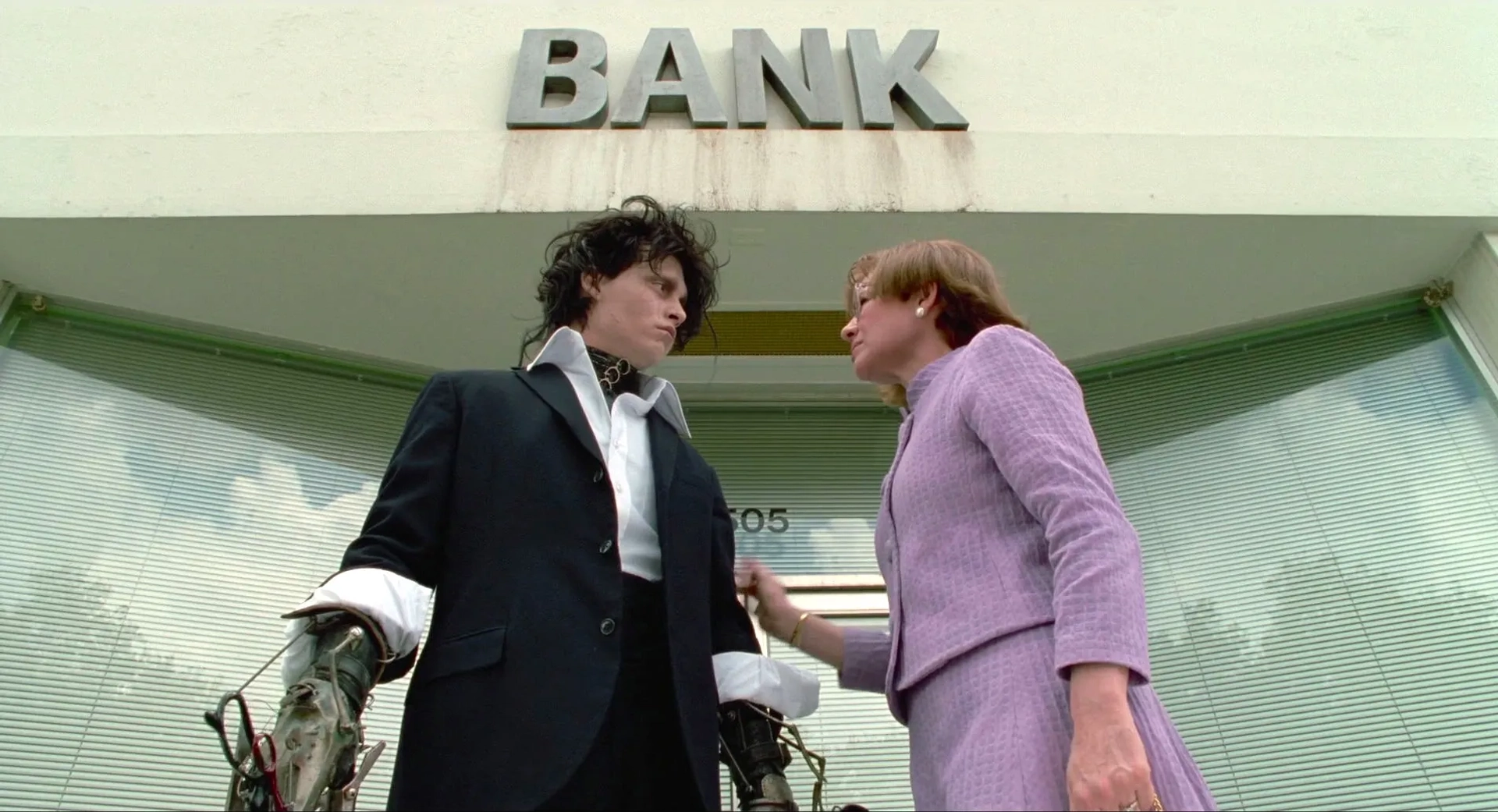 Johnny Depp and Dianne Wiest in Edward Scissorhands (1990)