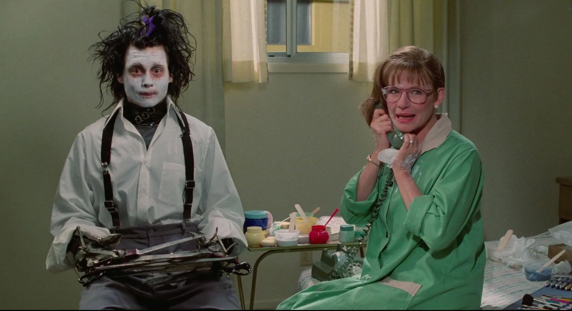 Johnny Depp and Dianne Wiest in Edward Scissorhands (1990)