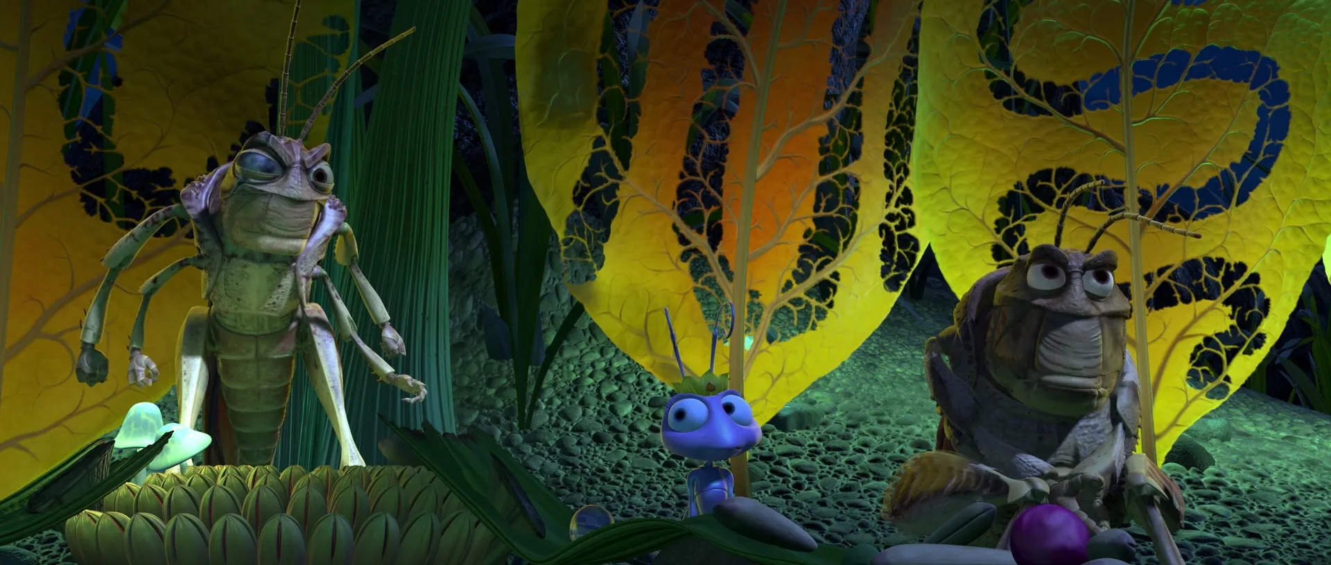 Kevin Spacey, Julia Louis-Dreyfus, and Richard Kind in A Bug's Life (1998)