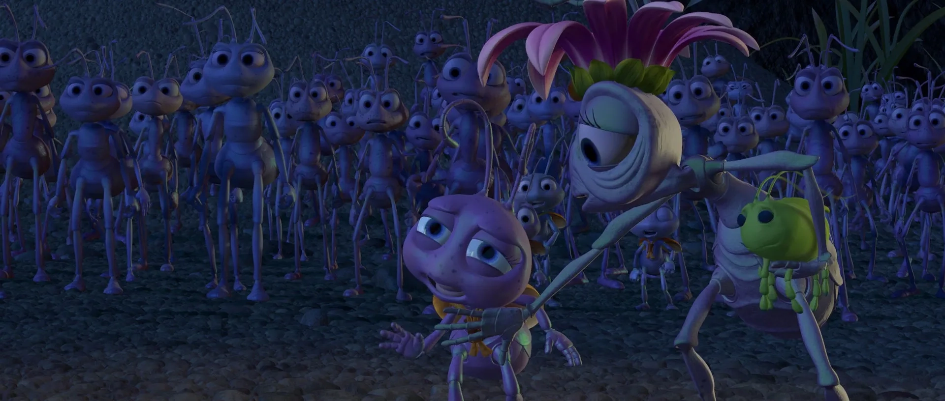 Phyllis Diller and Hayden Panettiere in A Bug's Life (1998)