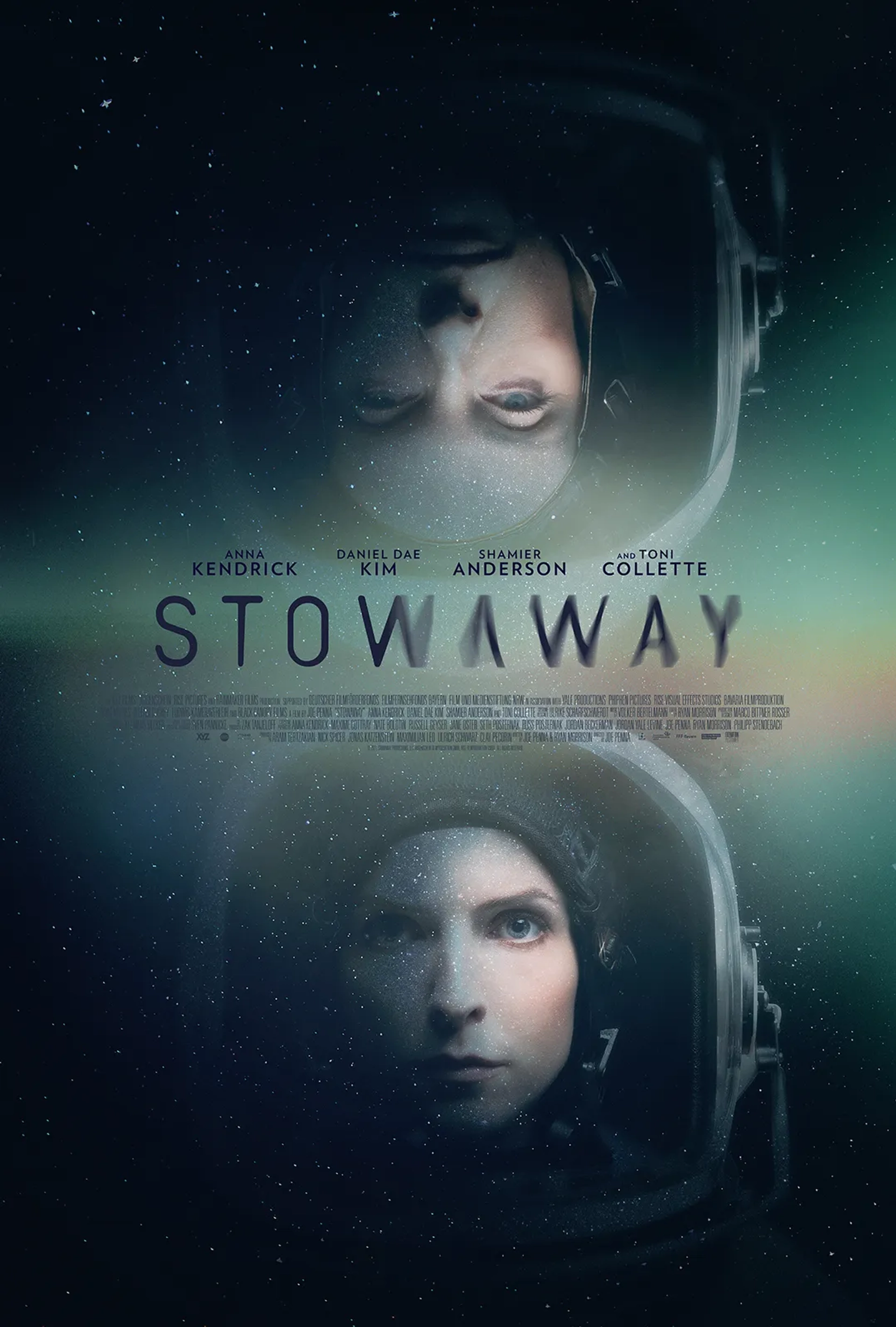 Toni Collette and Anna Kendrick in Stowaway (2021)