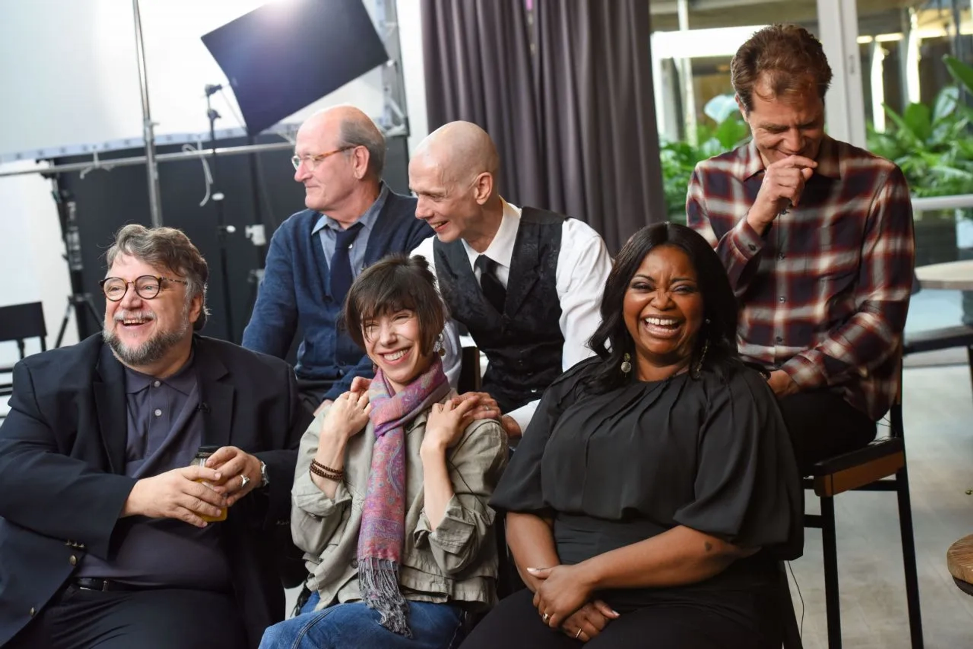 Richard Jenkins, Doug Jones, Michael Shannon, Octavia Spencer, Guillermo del Toro, and Sally Hawkins at an event for The Shape of Water (2017)