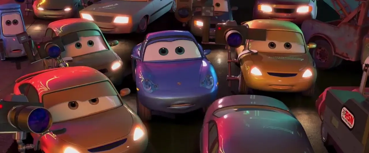 Bonnie Hunt in Cars (2006)