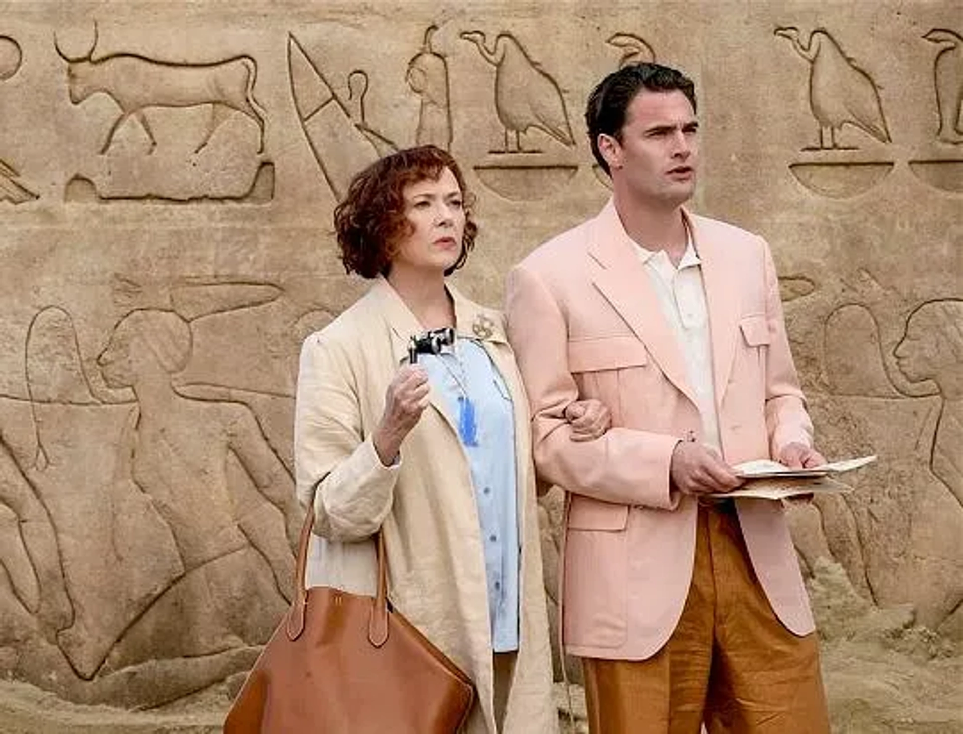 Annette Bening and Tom Bateman in Death on the Nile (2022)