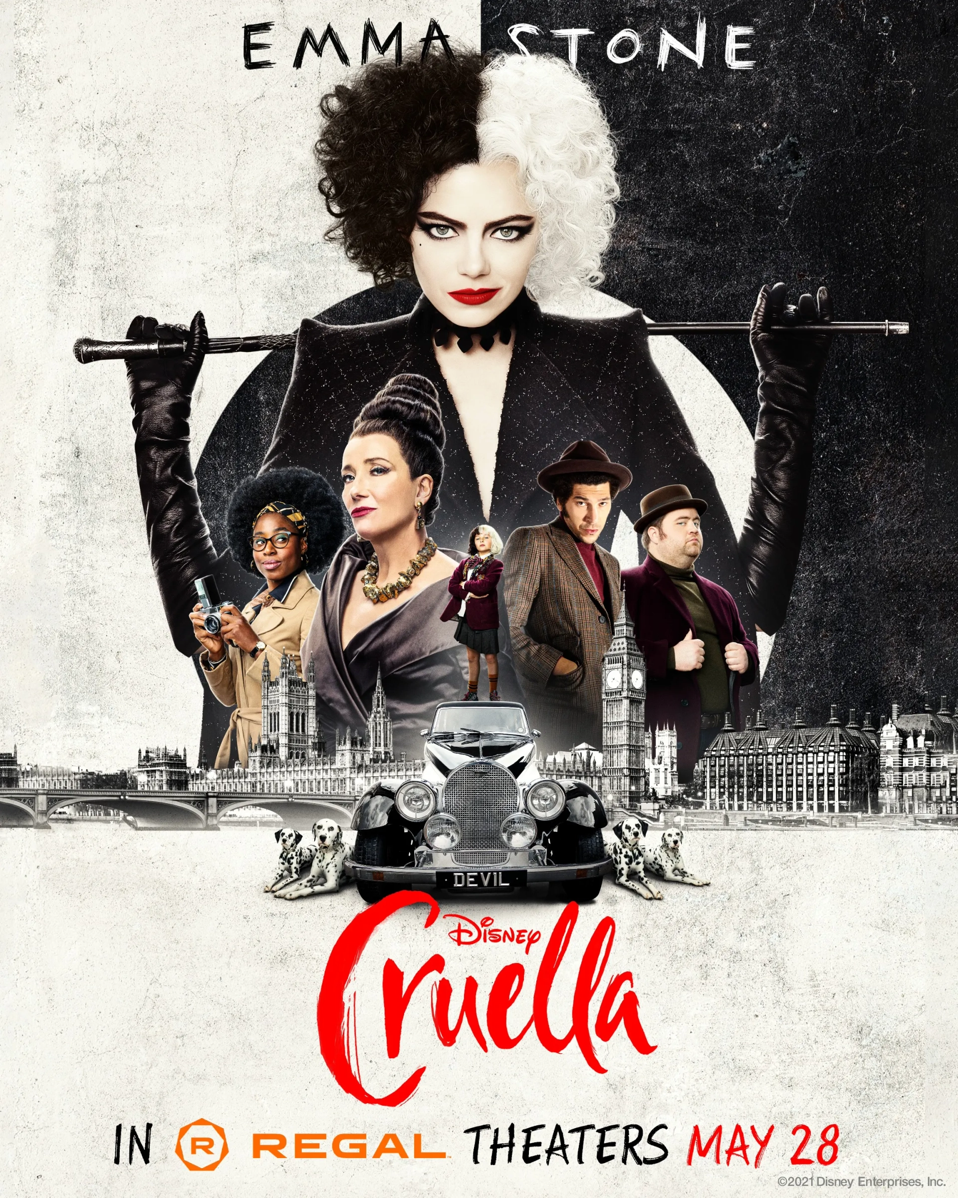 Emma Thompson, Emma Stone, Joel Fry, Paul Walter Hauser, Kirby, and Tipper Seifert-Cleveland in Cruella (2021)