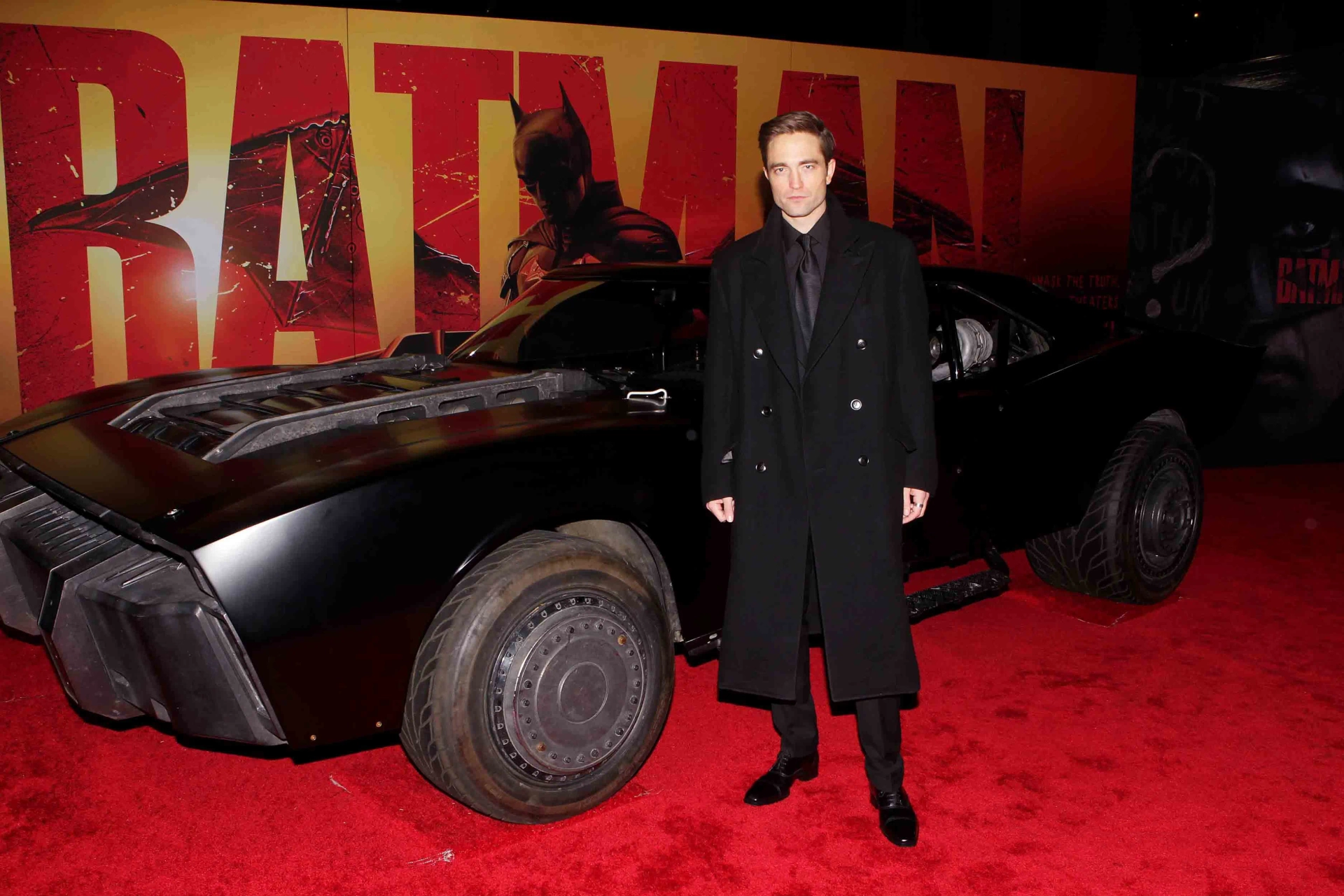 Robert Pattinson at an event for The Batman (2022)