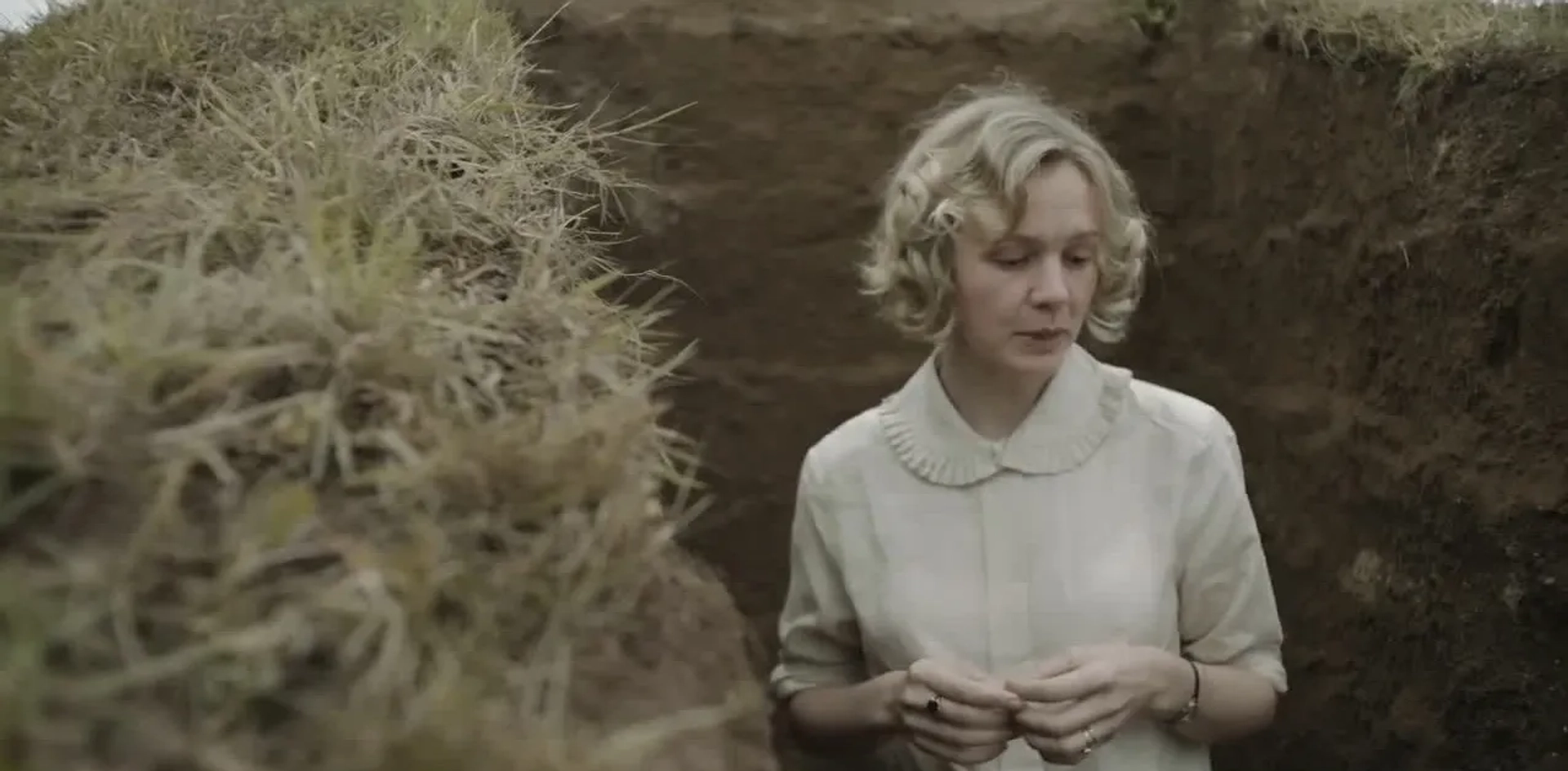 Carey Mulligan in The Dig (2021)