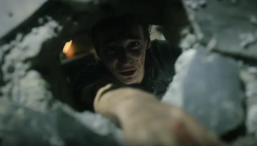 Miguel Herrán in Money Heist: Vivir muchas vidas (2021)