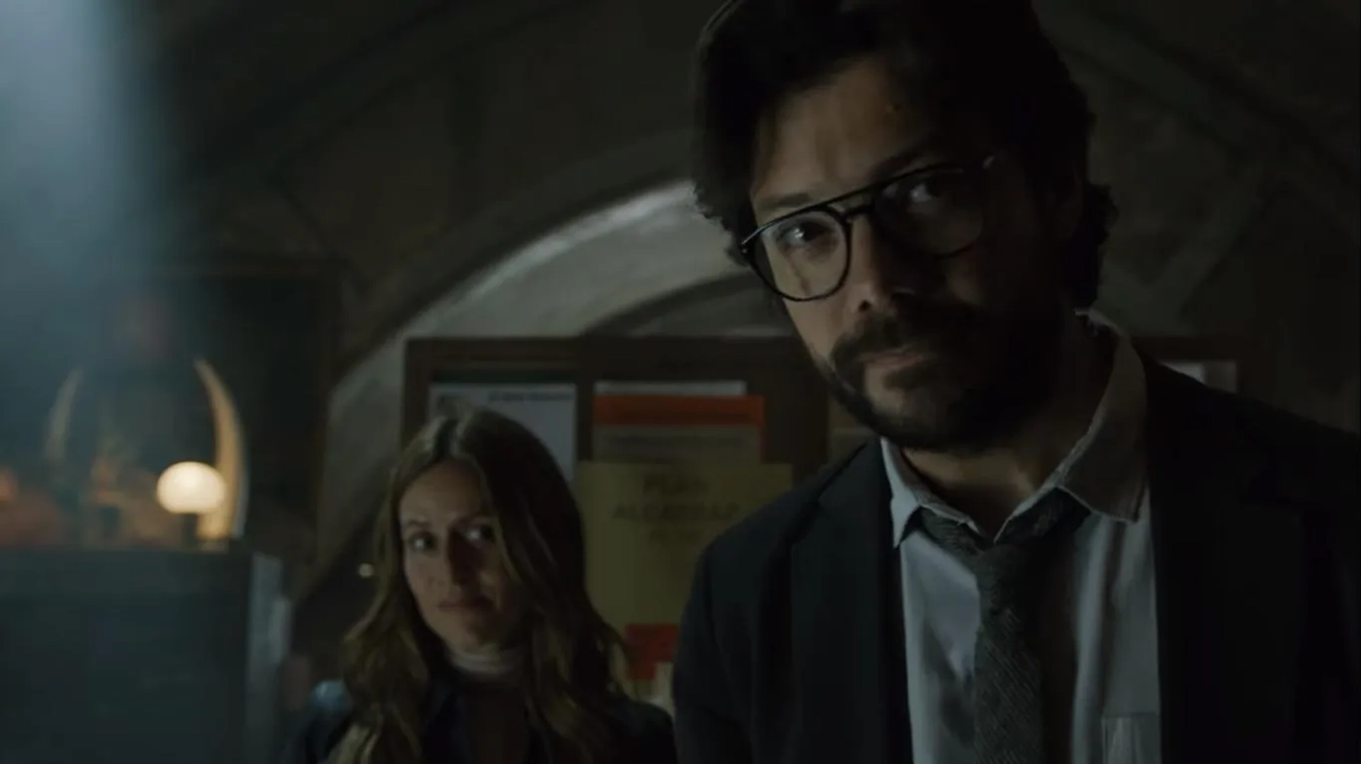 Álvaro Morte and Itziar Ituño in Money Heist (2017)