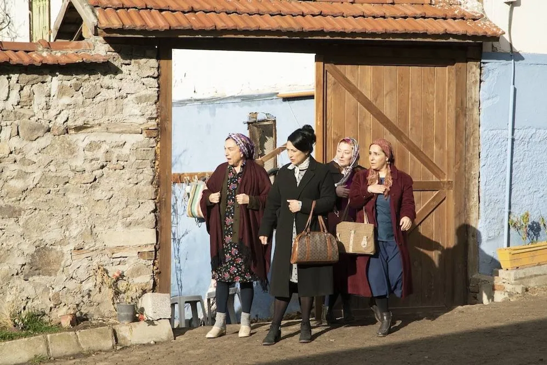 Feyza Isik, Sebnem Dilligil, Gülhan Tekin, and Ulviye Karaca in An Anatolian Tale (2020)