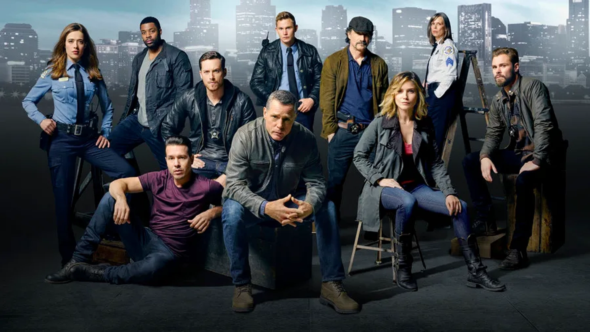 Elias Koteas, Jason Beghe, Sophia Bush, Jesse Lee Soffer, Amy Morton, Jon Seda, Patrick John Flueger, Brian Geraghty, Marina Squerciati, and LaRoyce Hawkins in Chicago P.D. (2014)