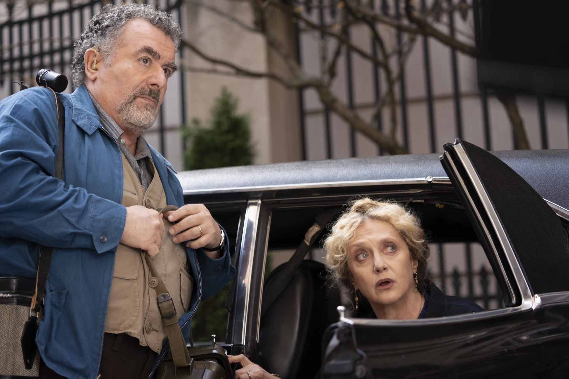 Carol Kane and Saul Rubinek in Hunters (2020)