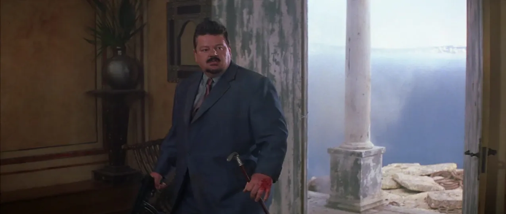 Robbie Coltrane in The World Is Not Enough (1999)