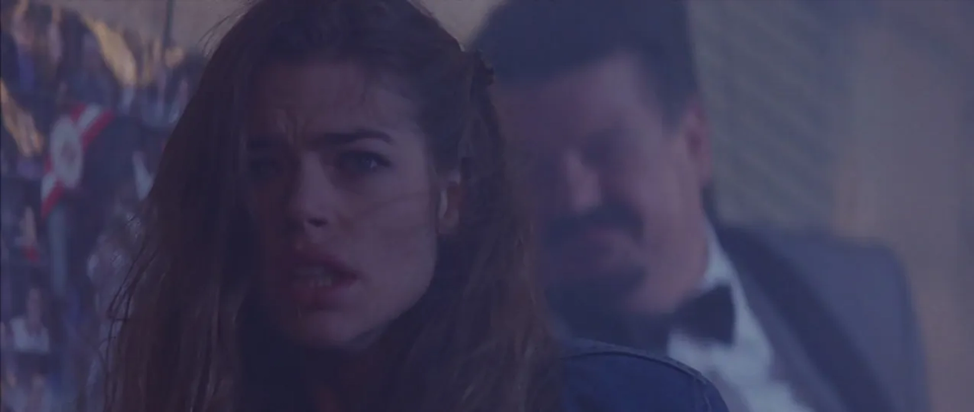 Denise Richards and Robbie Coltrane in The World Is Not Enough (1999)