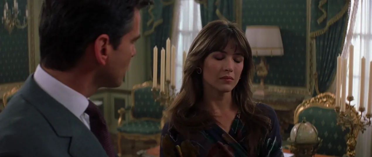 Pierce Brosnan and Sophie Marceau in The World Is Not Enough (1999)