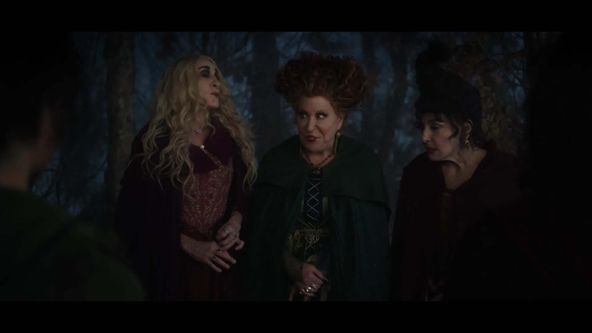 Bette Midler, Sarah Jessica Parker, and Kathy Najimy in Hocus Pocus 2 (2022)