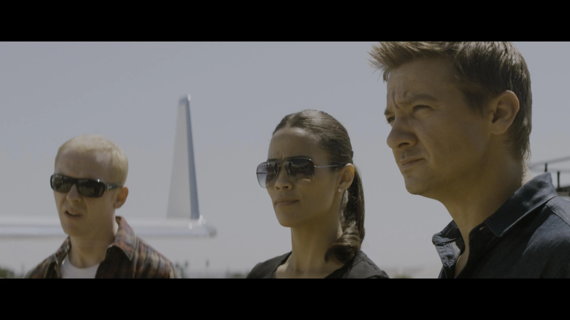 Simon Pegg, Jeremy Renner, and Paula Patton in Mission: Impossible - Ghost Protocol (2011)